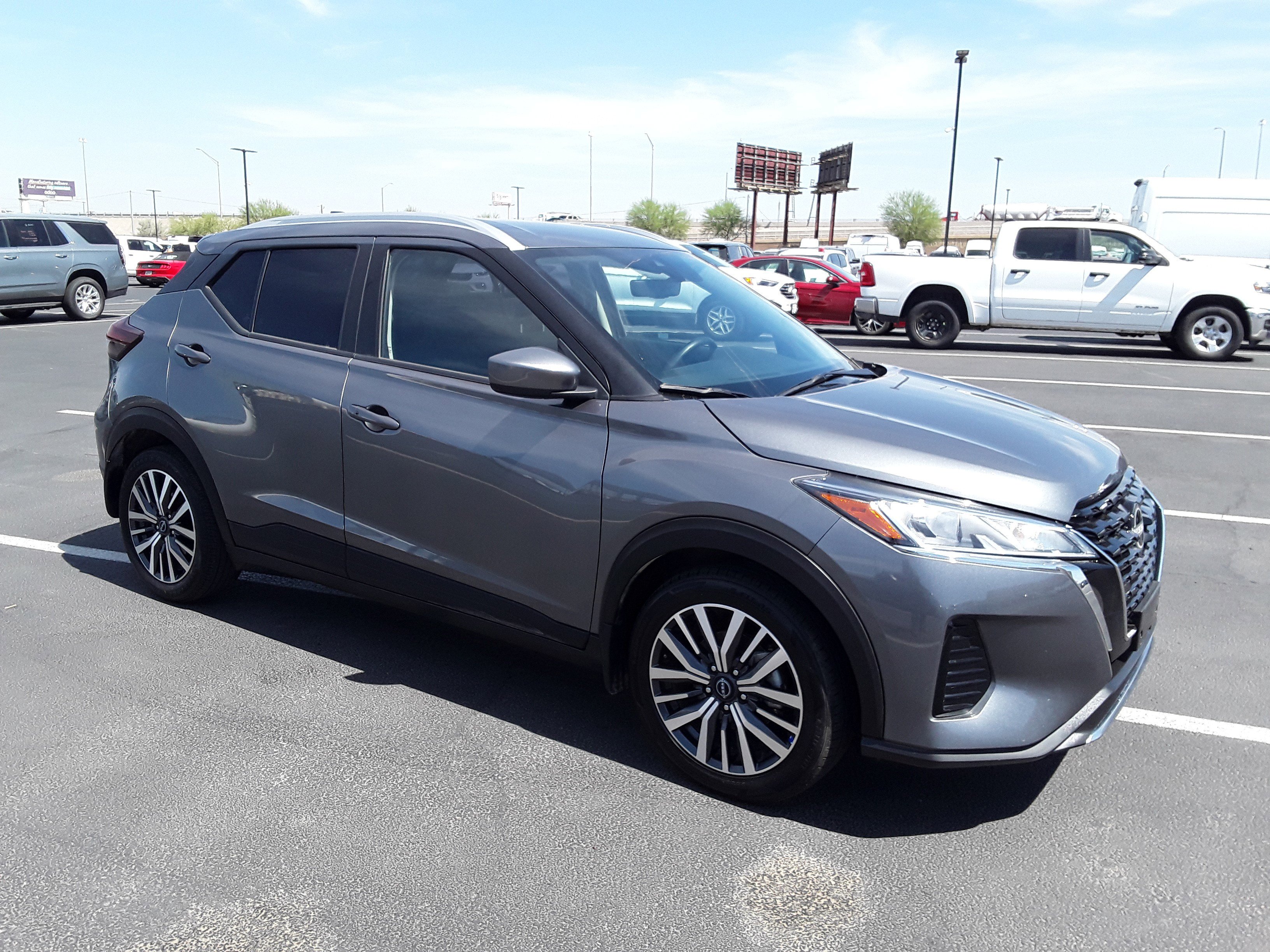 2023 Nissan Kicks SV FWD