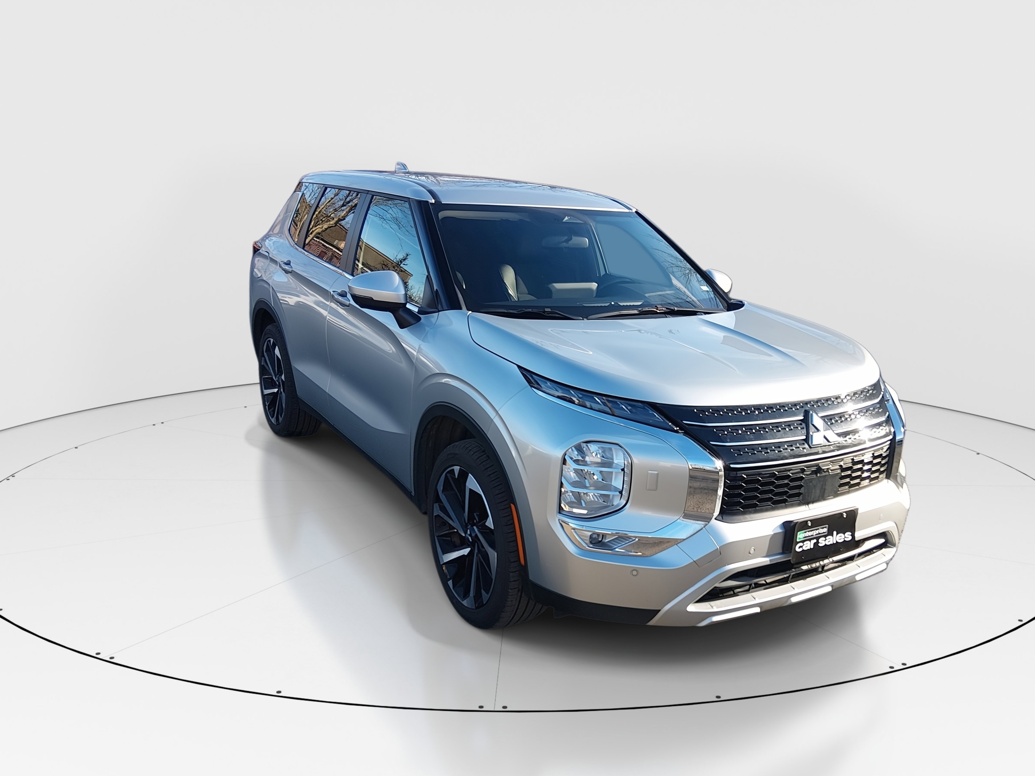 Used 2024 Mitsubishi Outlander SE S-AWC