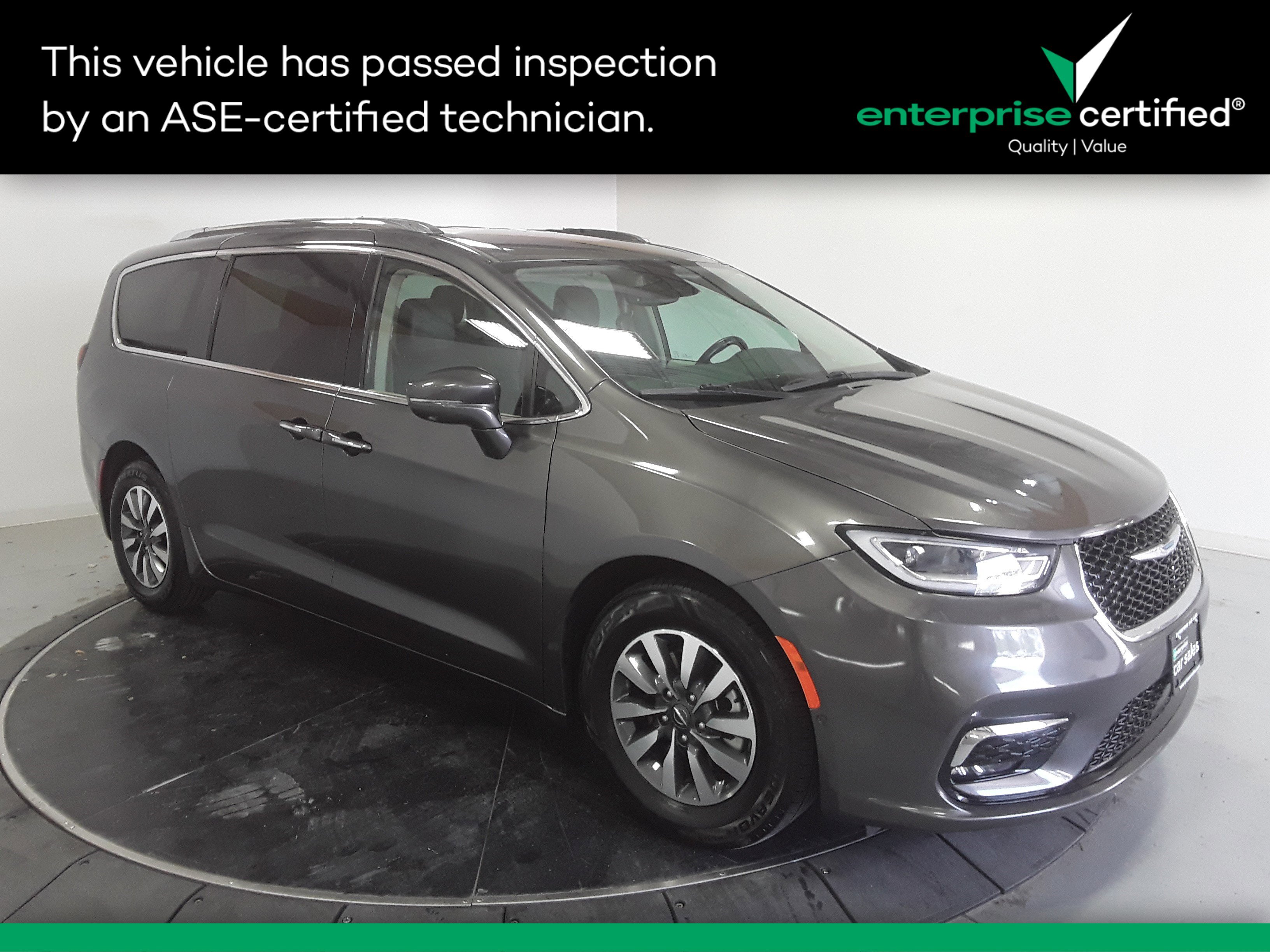 Used 2021 Chrysler Pacifica Hybrid Touring L FWD