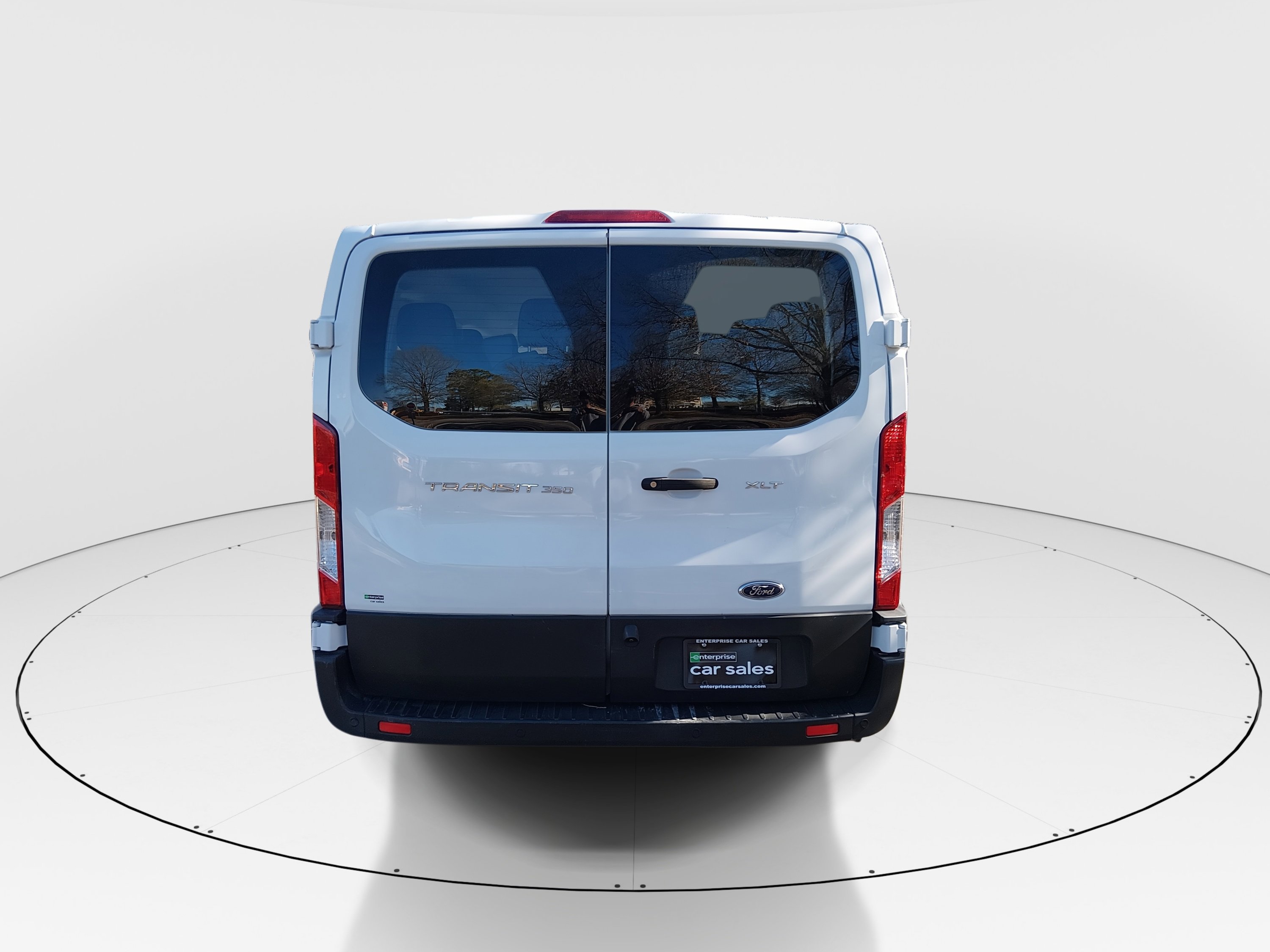 Image of Used 2023 Ford Transit Passenger Wagon T-350 148" Low Roof XLT RWD