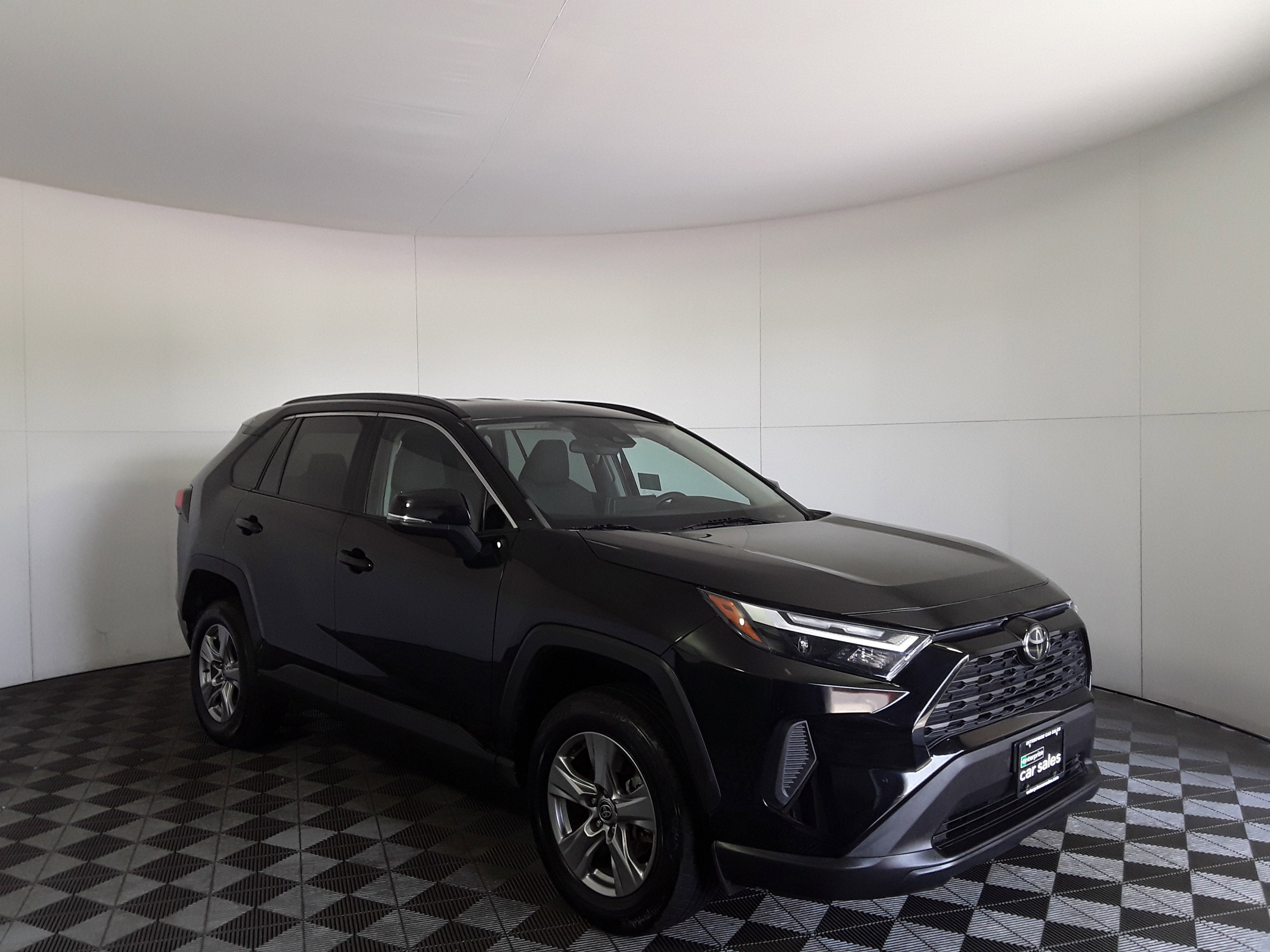 2023 Toyota RAV4 XLE FWD