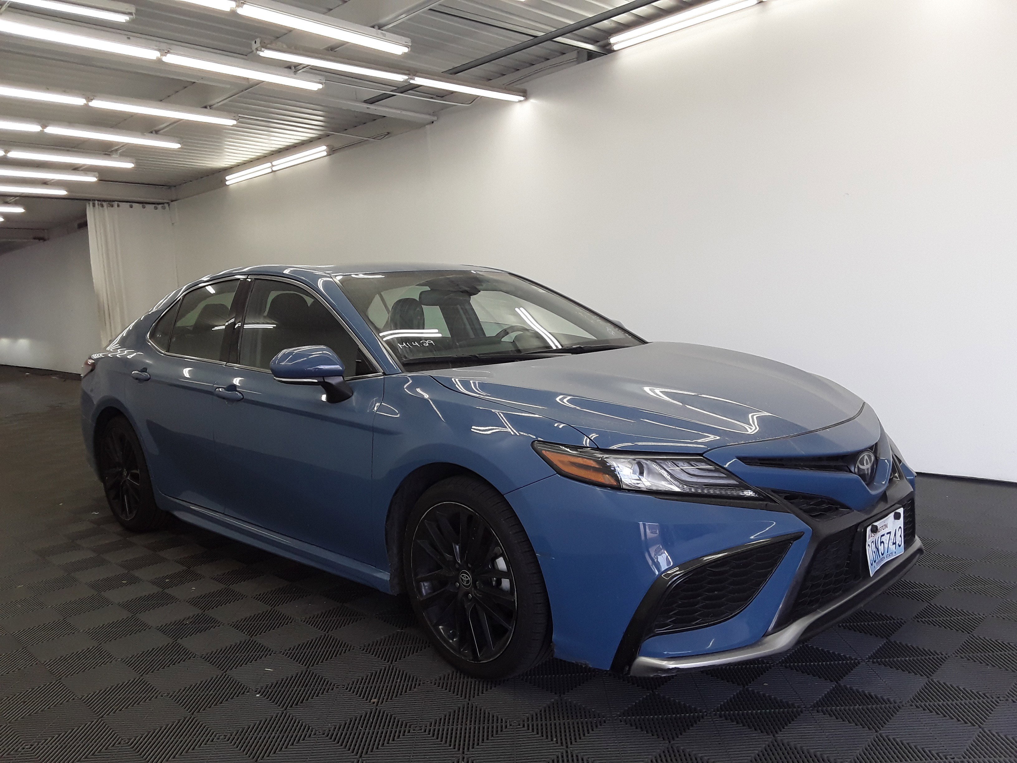 2023 Toyota Camry XSE Auto