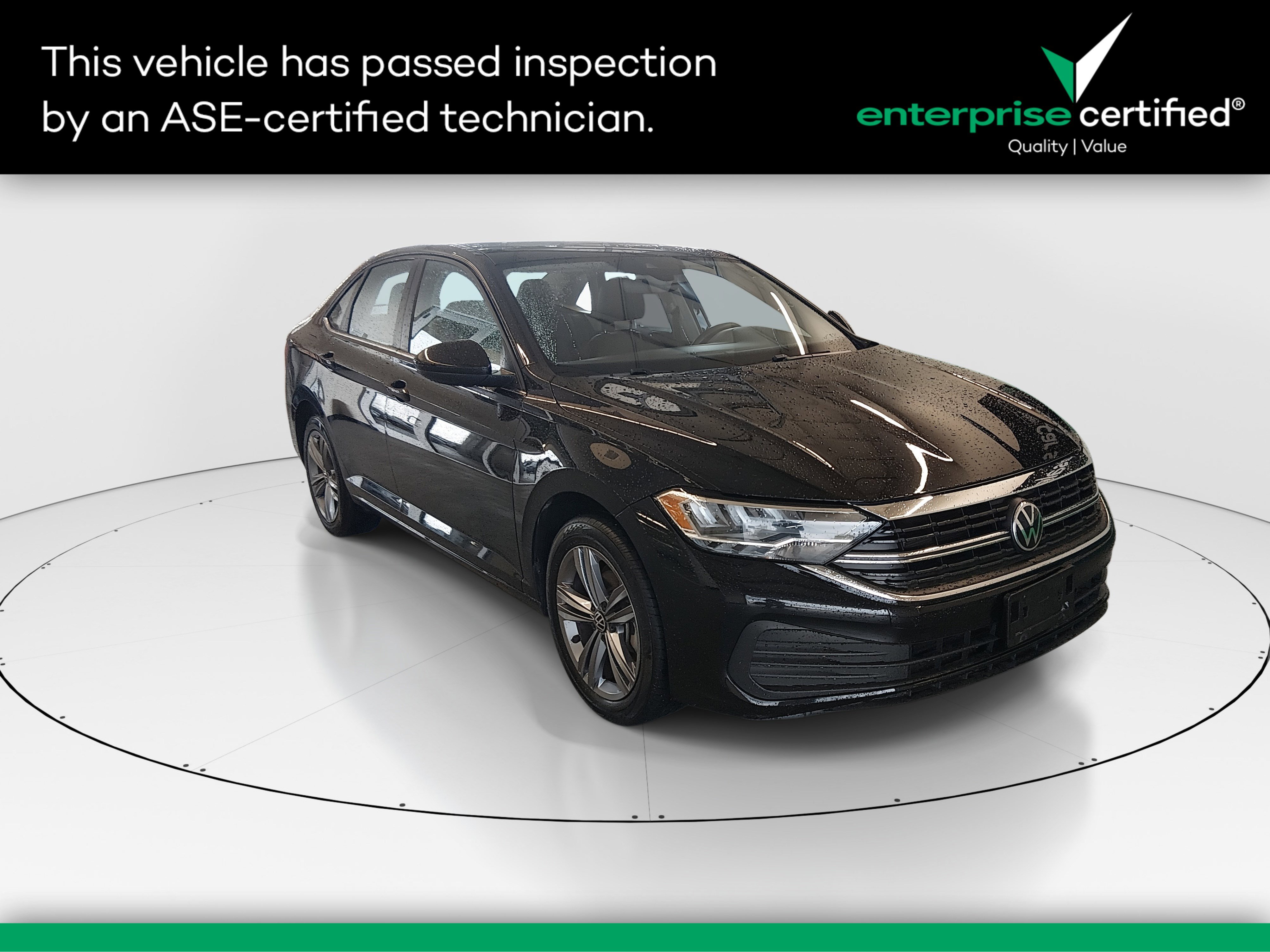 2024 Volkswagen Jetta SE's photo