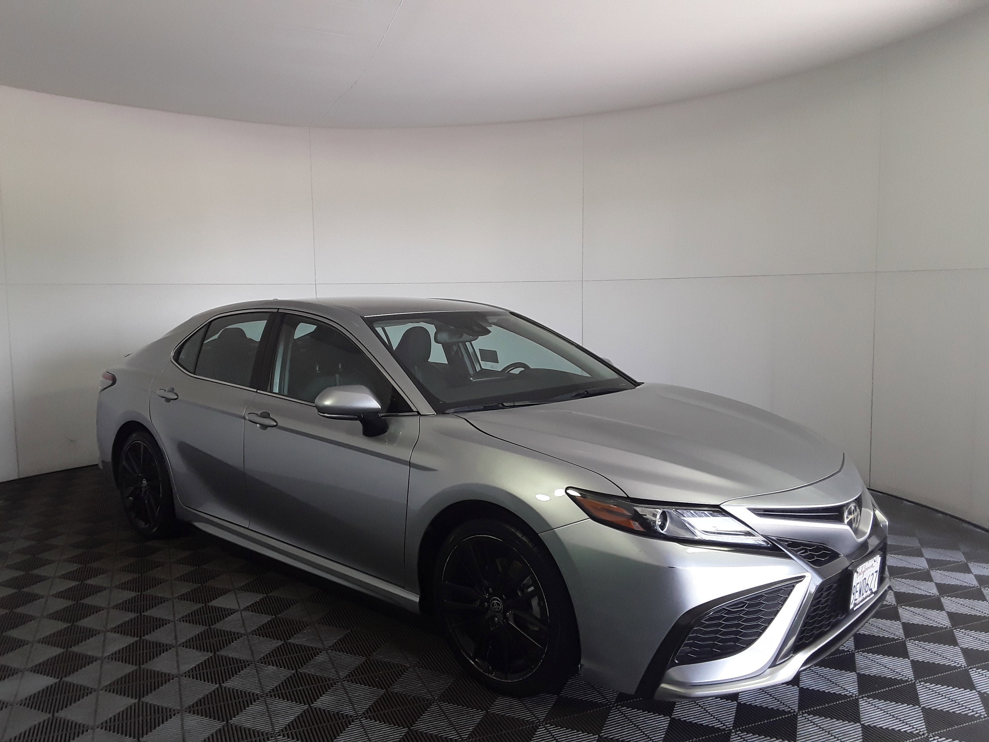 2023 Toyota Camry XSE Auto