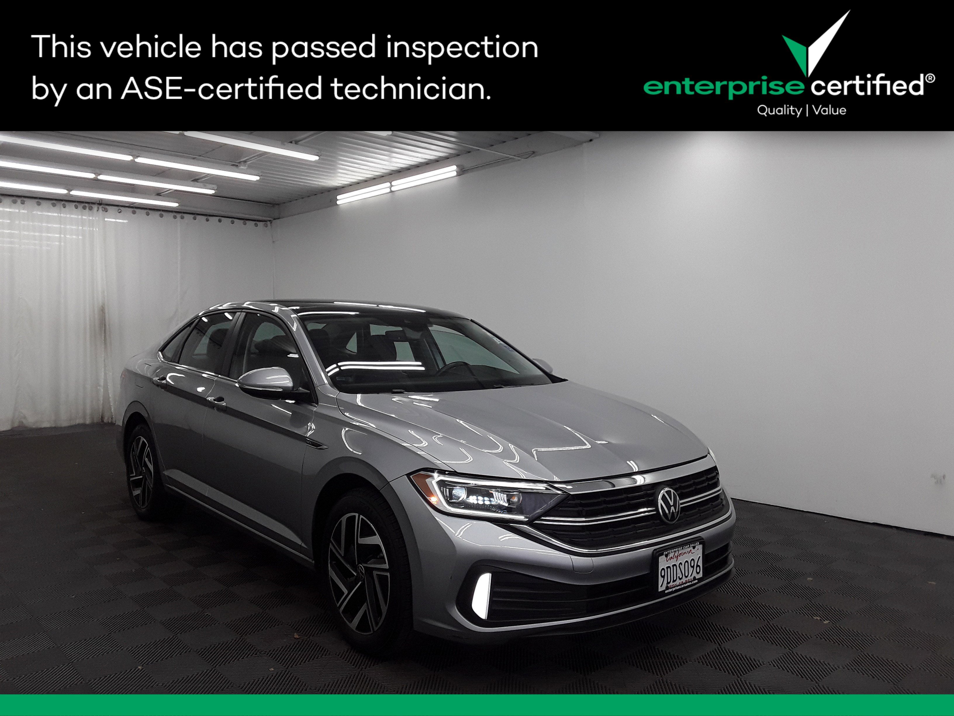 2022 Volkswagen Jetta SEL Auto