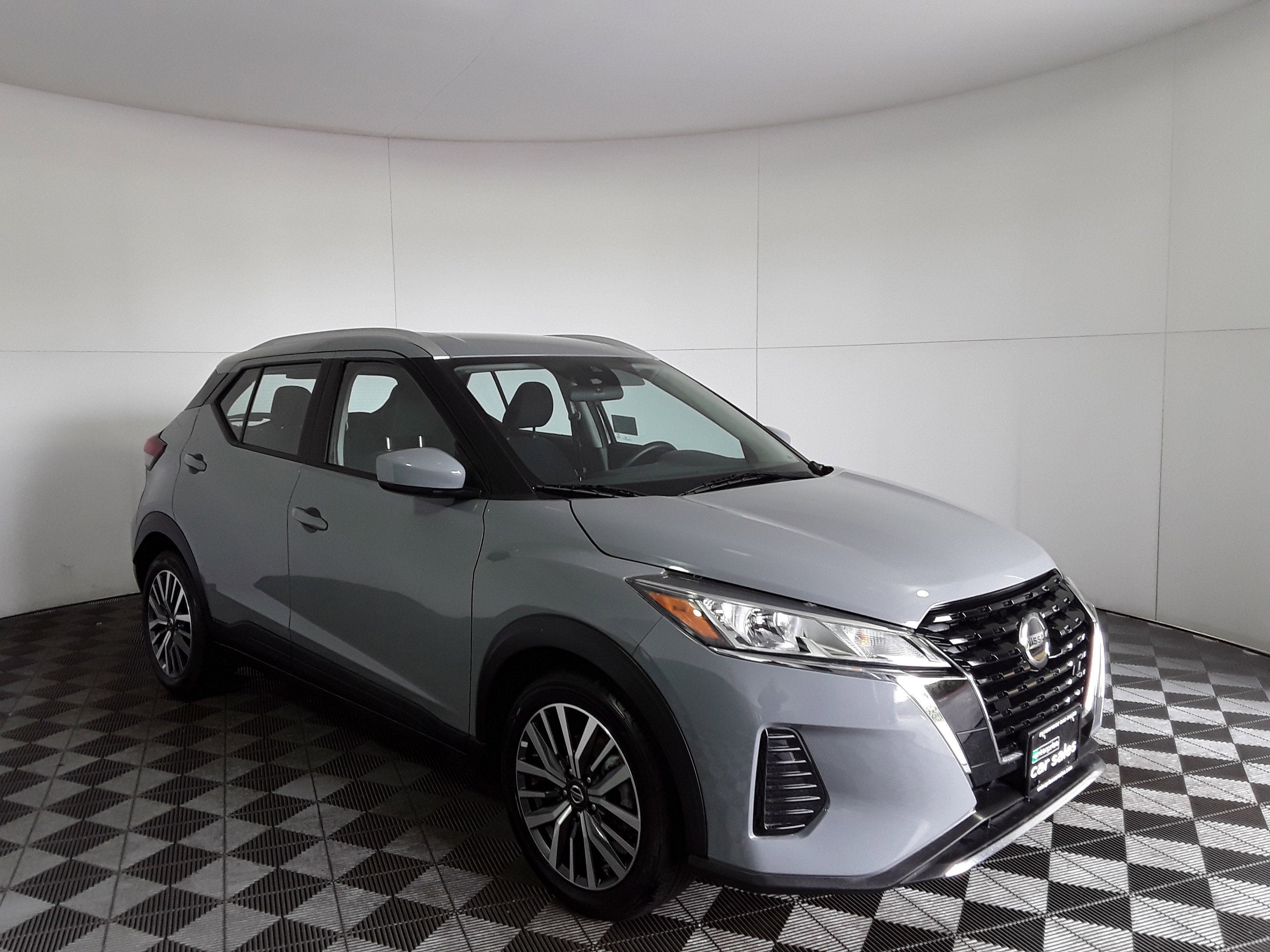 2021 Nissan Kicks SV FWD