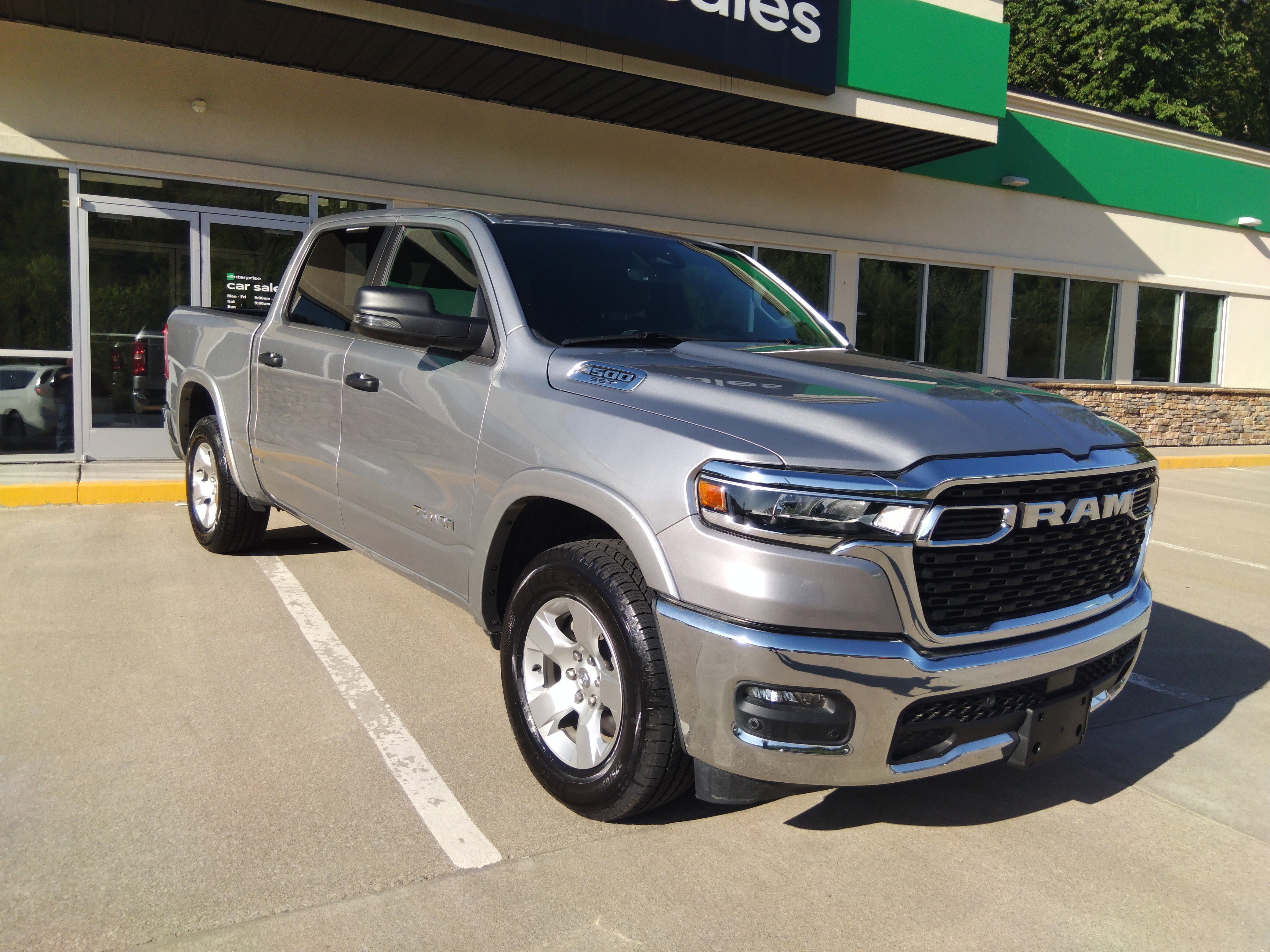 2025 Ram 1500 Big Horn 4x4 Crew Cab 5'7
