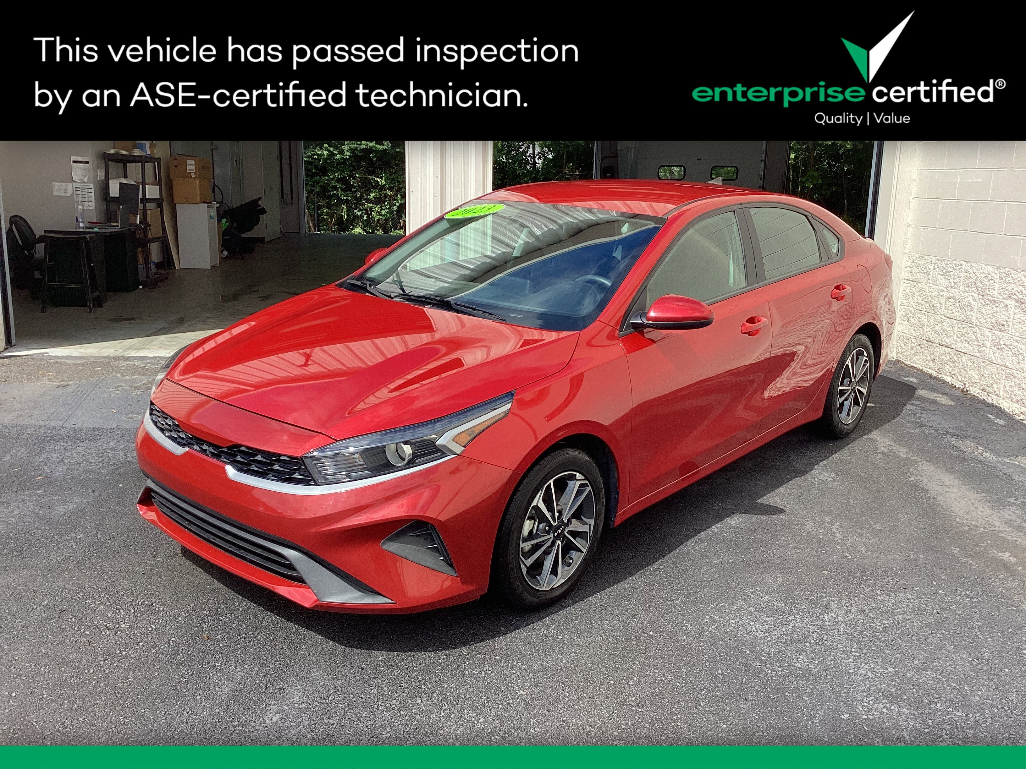 2023 Kia Forte LXS IVT