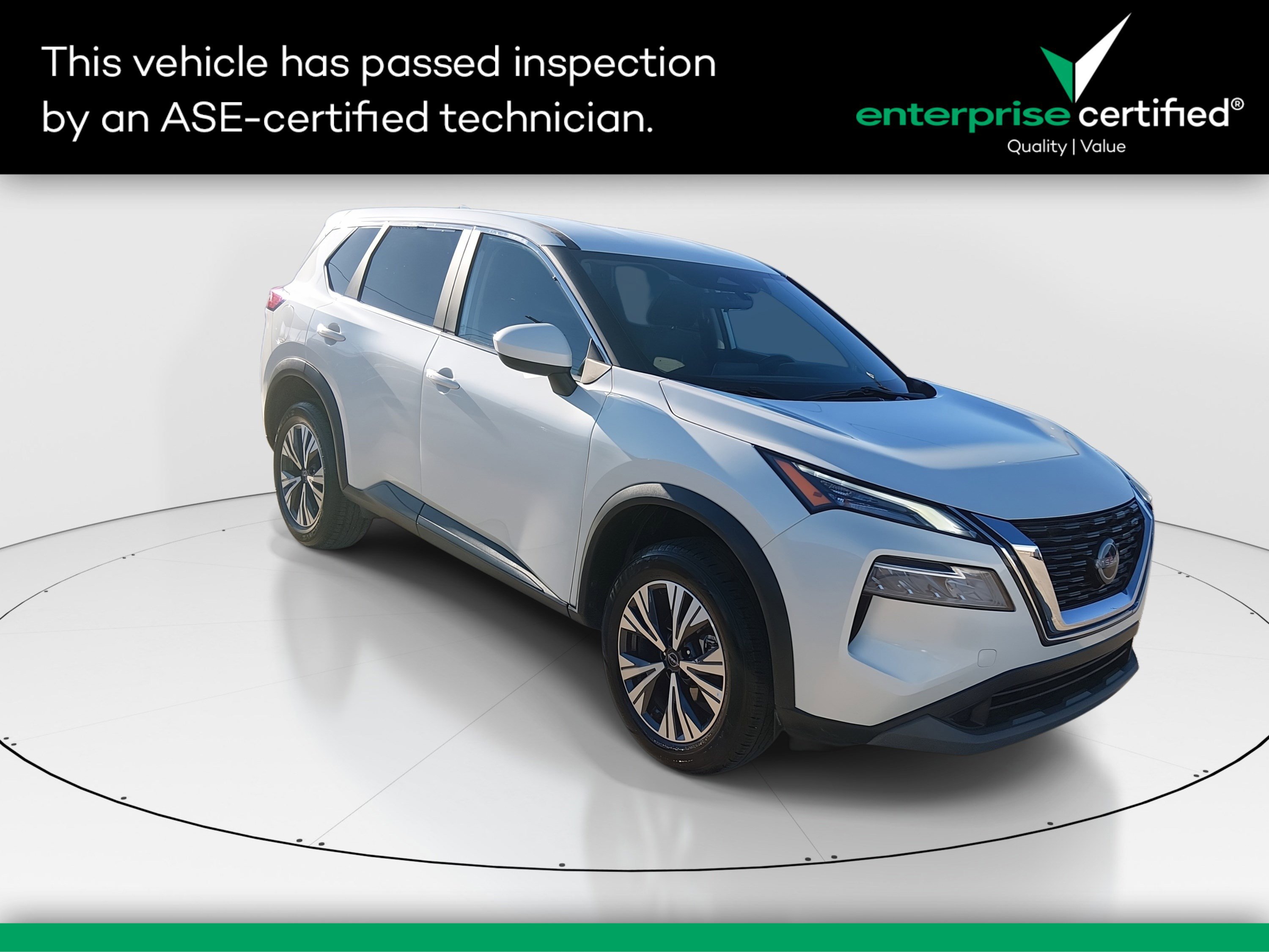 2023 Nissan Rogue SV's photo