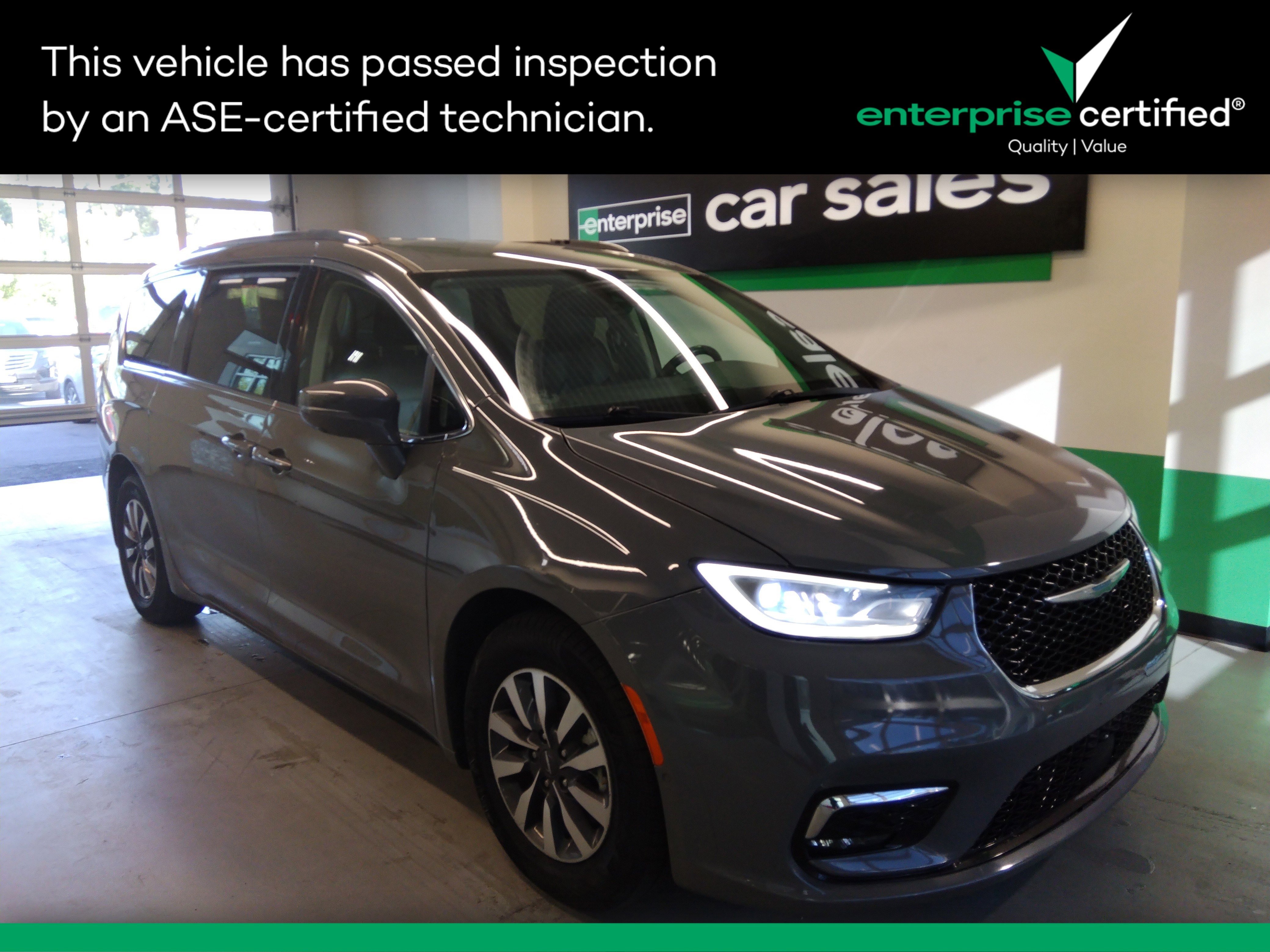 2021 Chrysler Pacifica Hybrid Touring L FWD