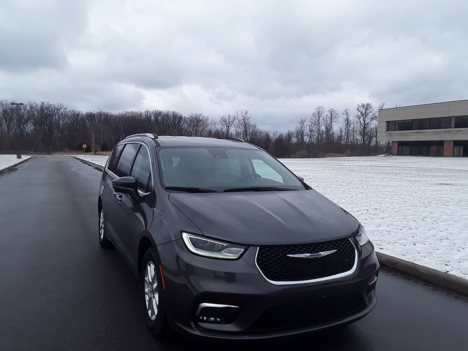 2021 Chrysler Pacifica Touring L FWD