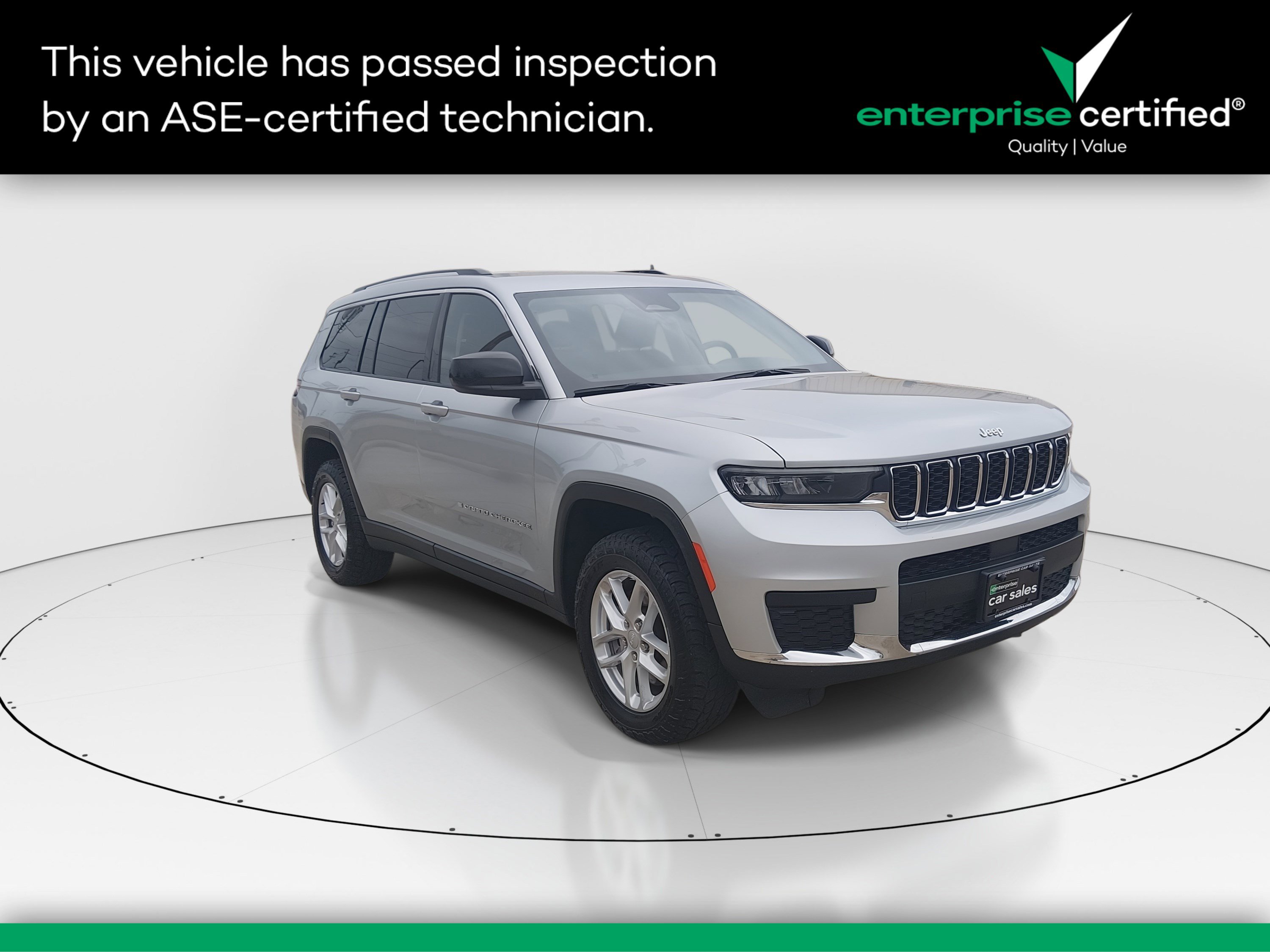 2023 Jeep Grand Cherokee L Laredo's photo