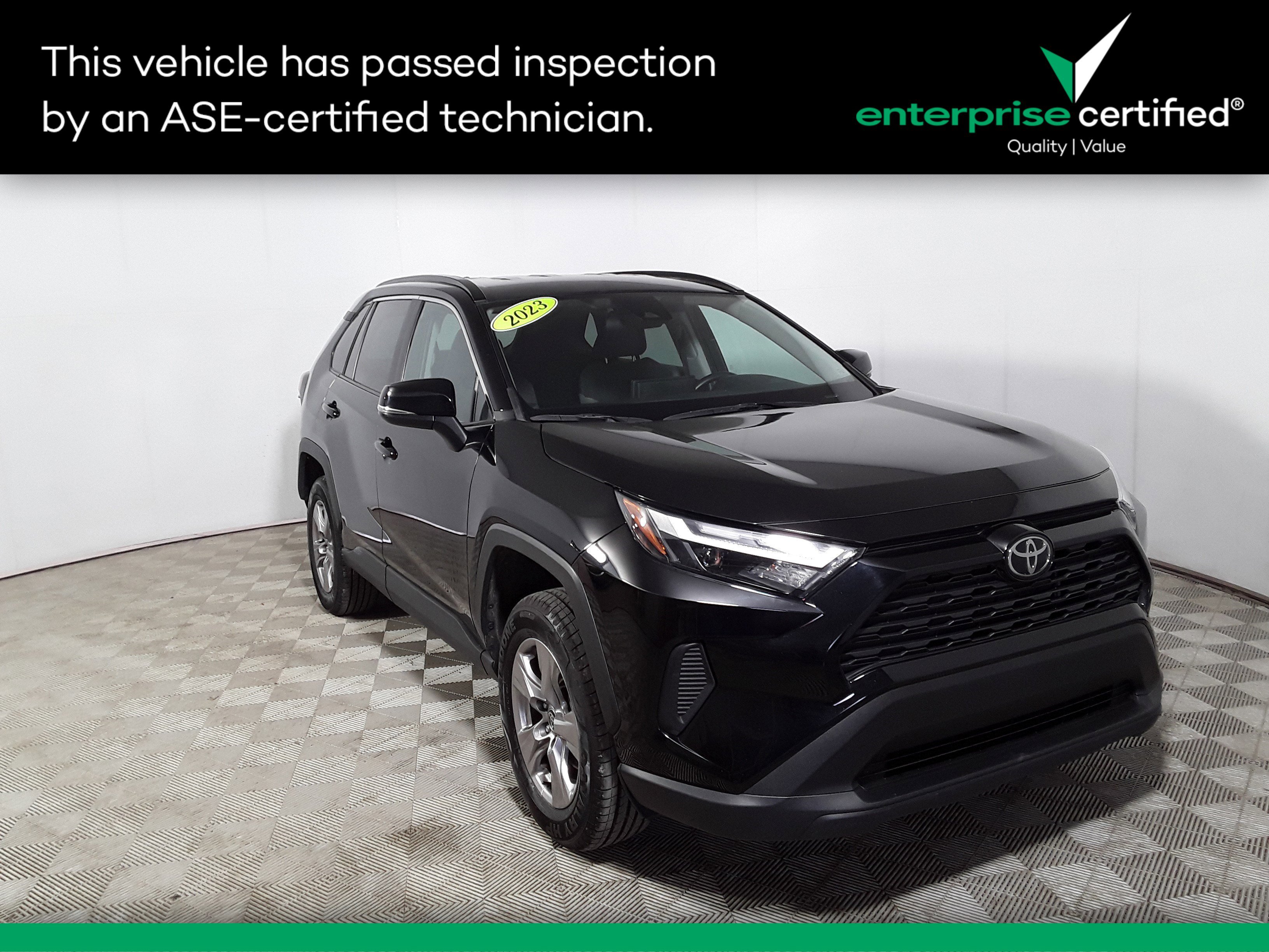 2023 Toyota RAV4 XLE FWD
