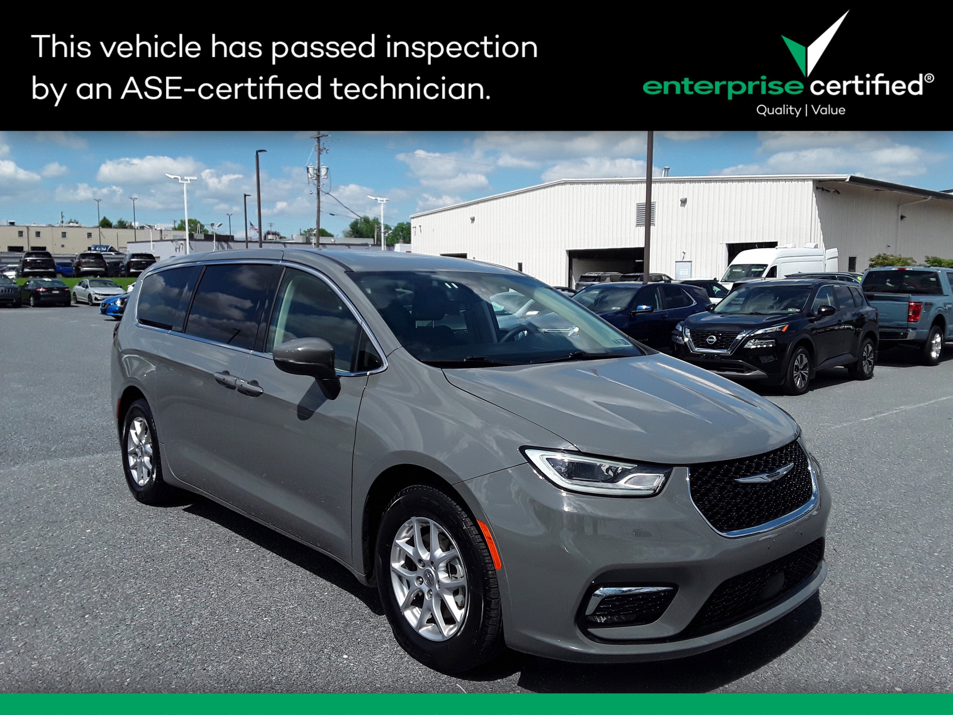 2023 Chrysler Pacifica Touring L FWD