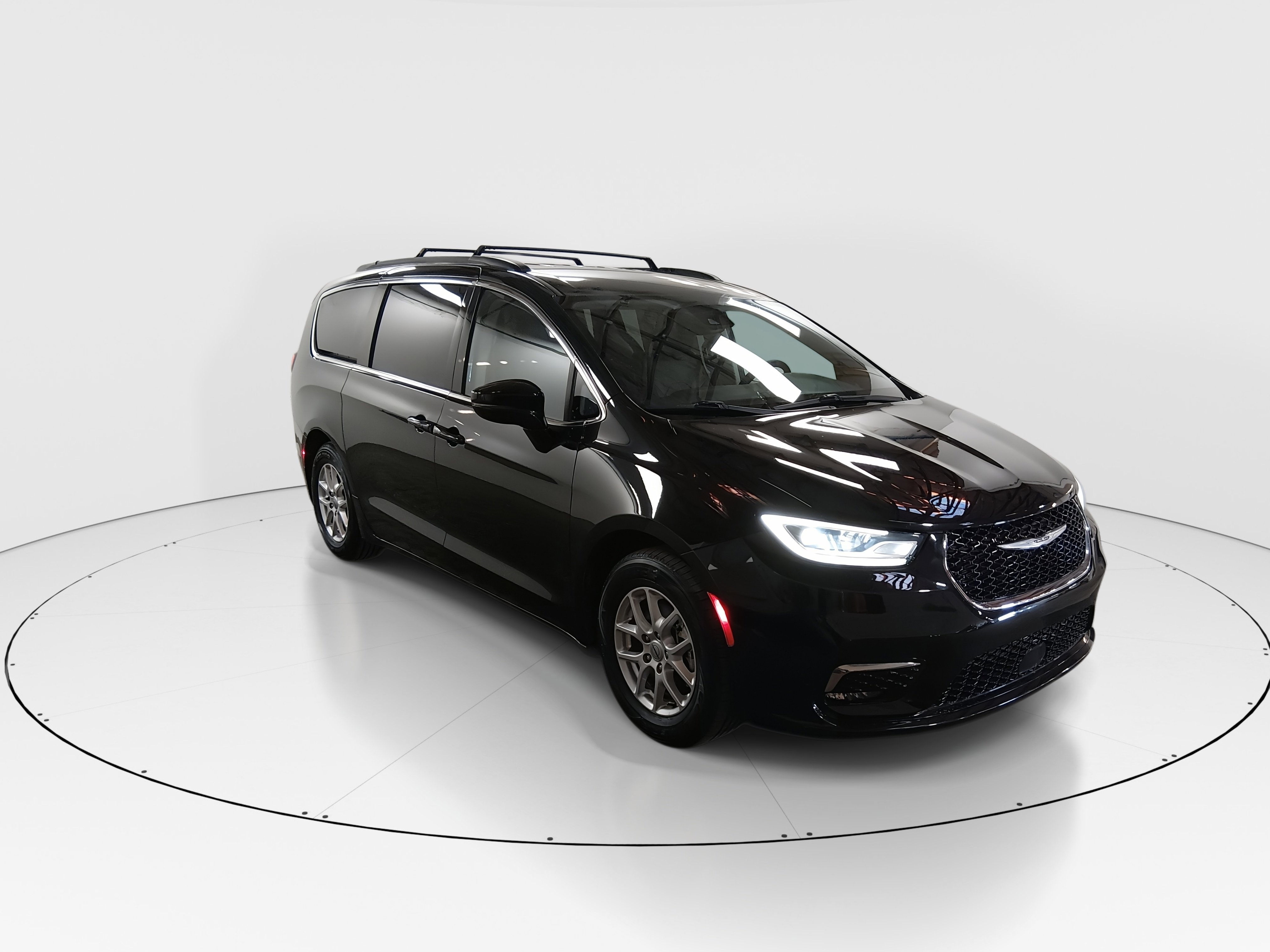 Used 2022 Chrysler Pacifica Touring L FWD