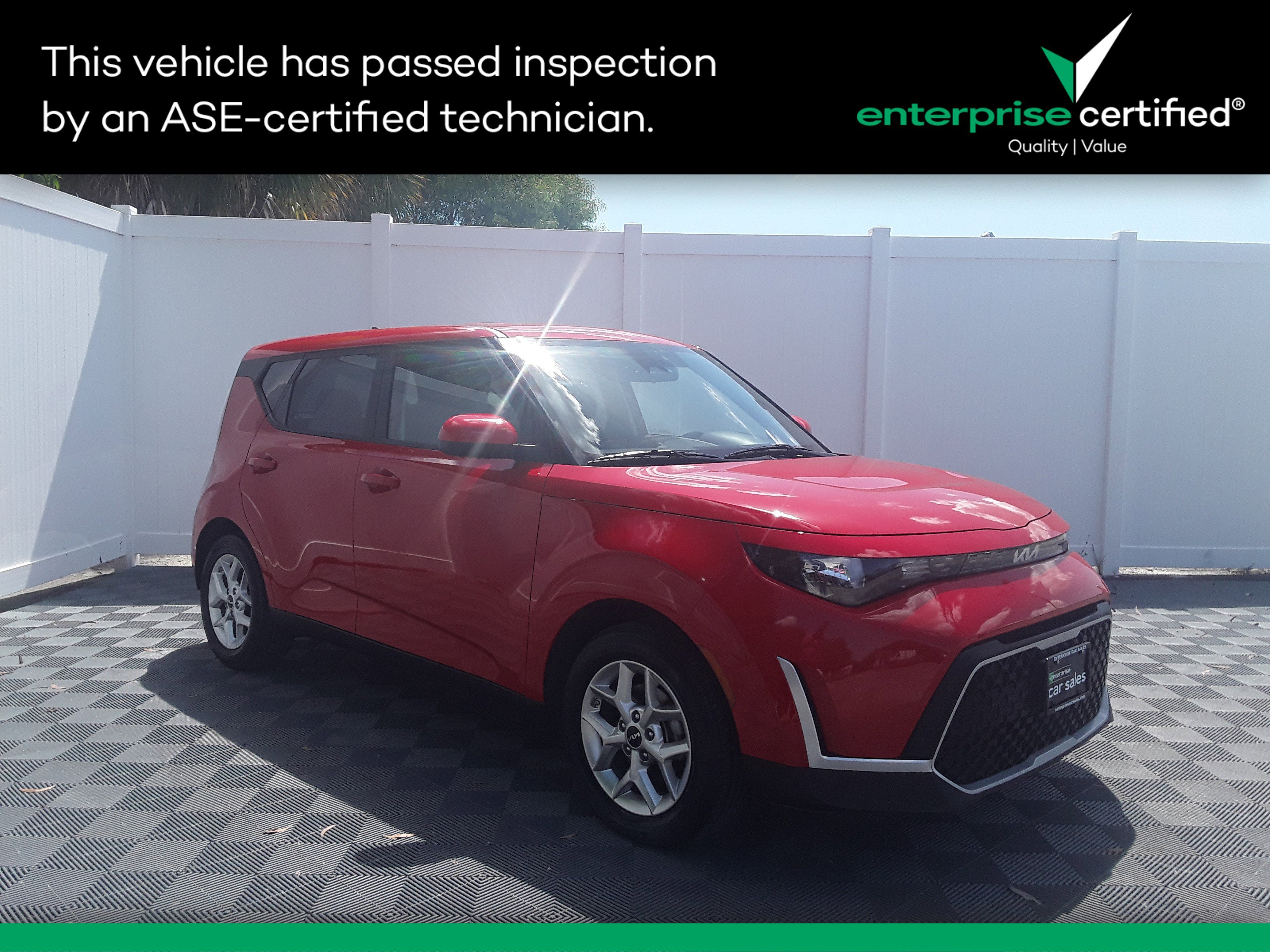 Used 2023 Kia Soul LX IVT