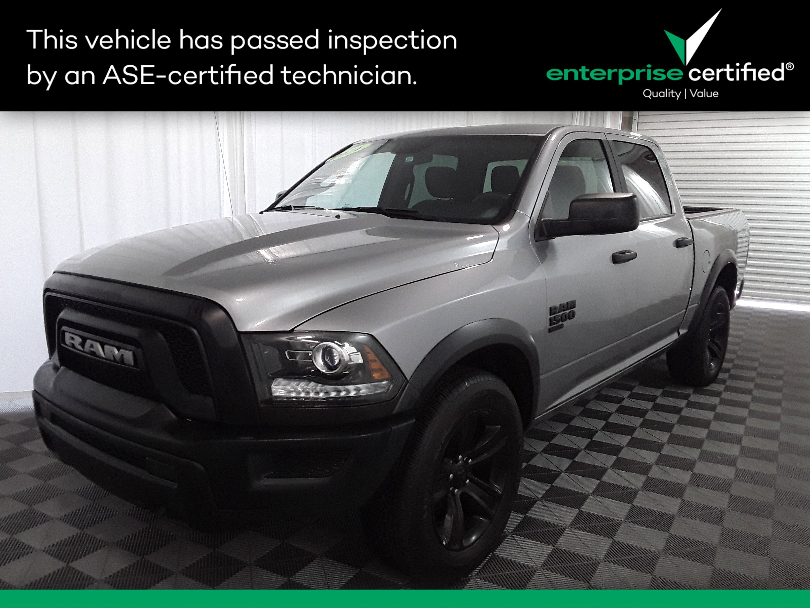 2024 Ram 1500 Classic Warlock 4x2 Crew Cab 5'7