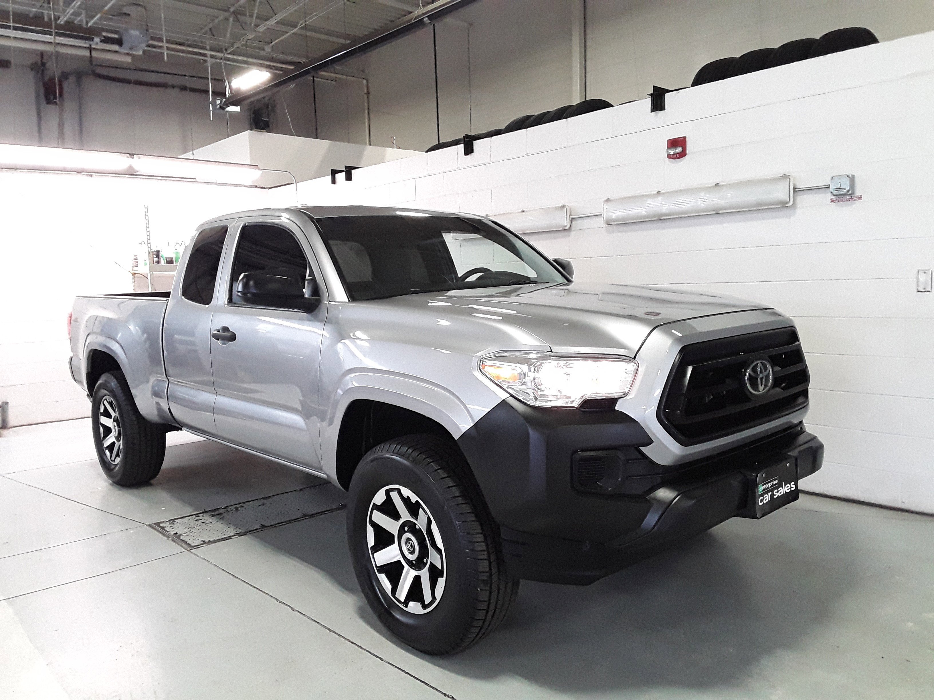 2020 Toyota Tacoma 4WD SR Access Cab 6' Bed I4 AT