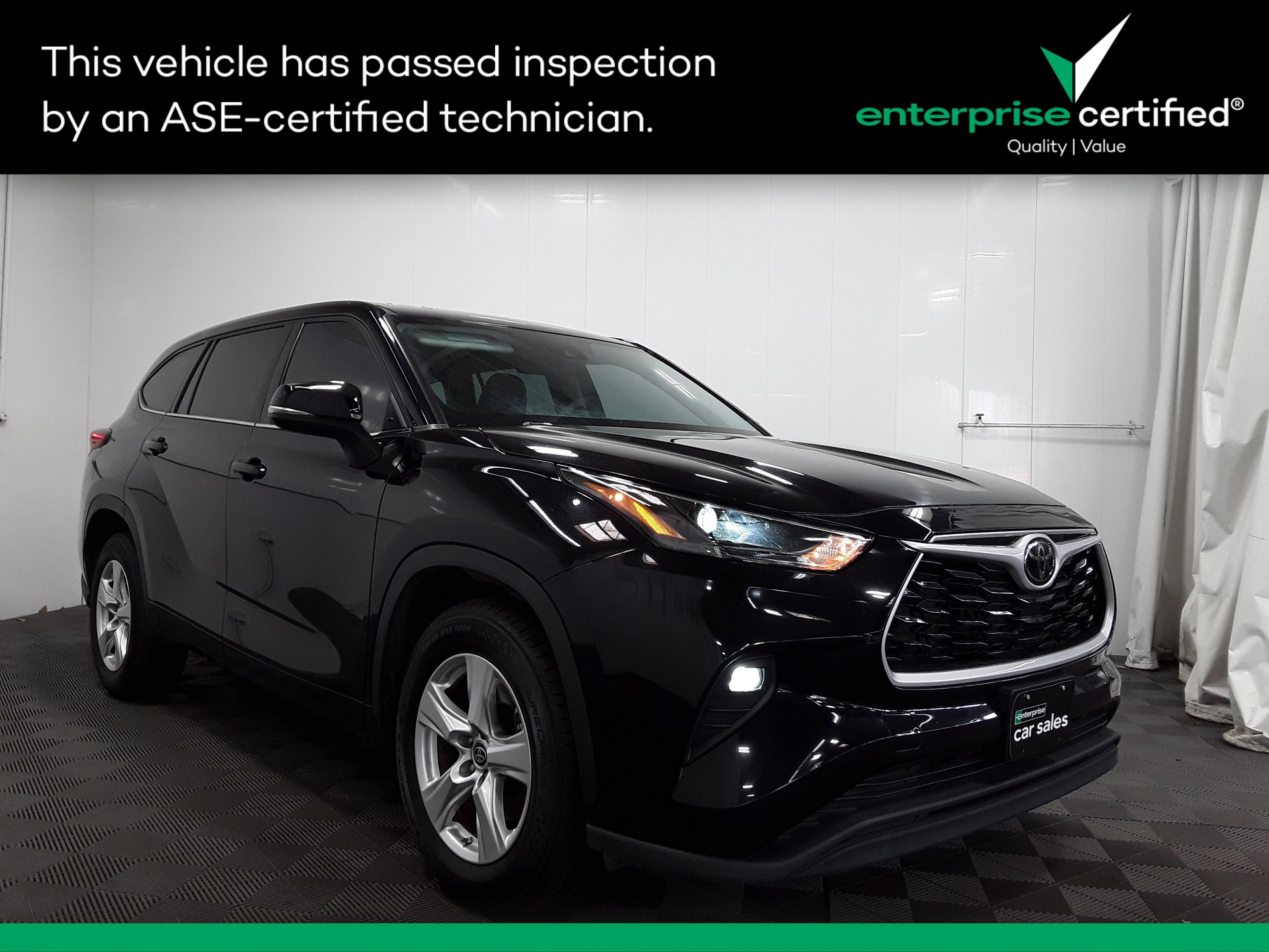 2022 Toyota Highlander LE FWD