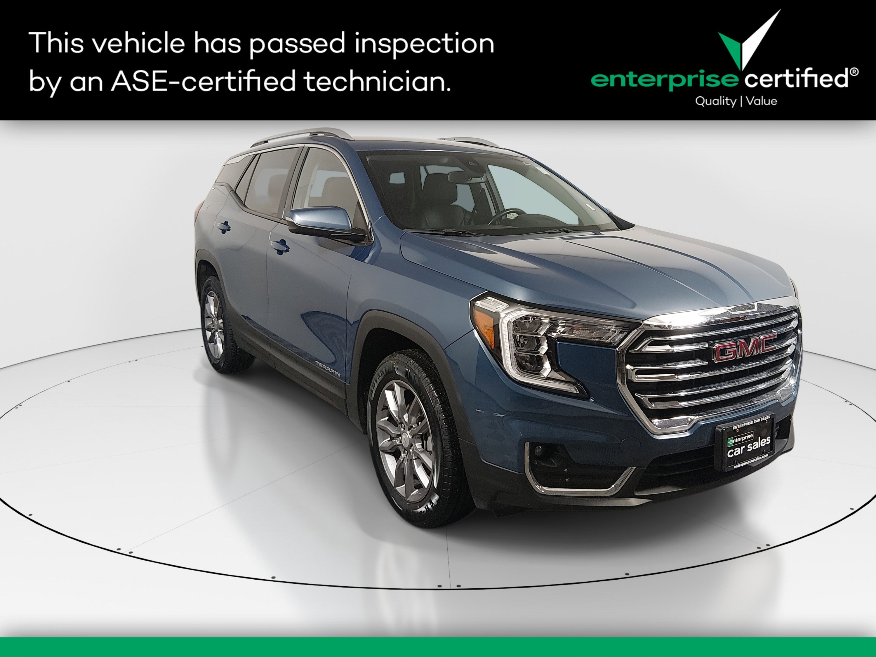 2024 GMC Terrain SLT's photo