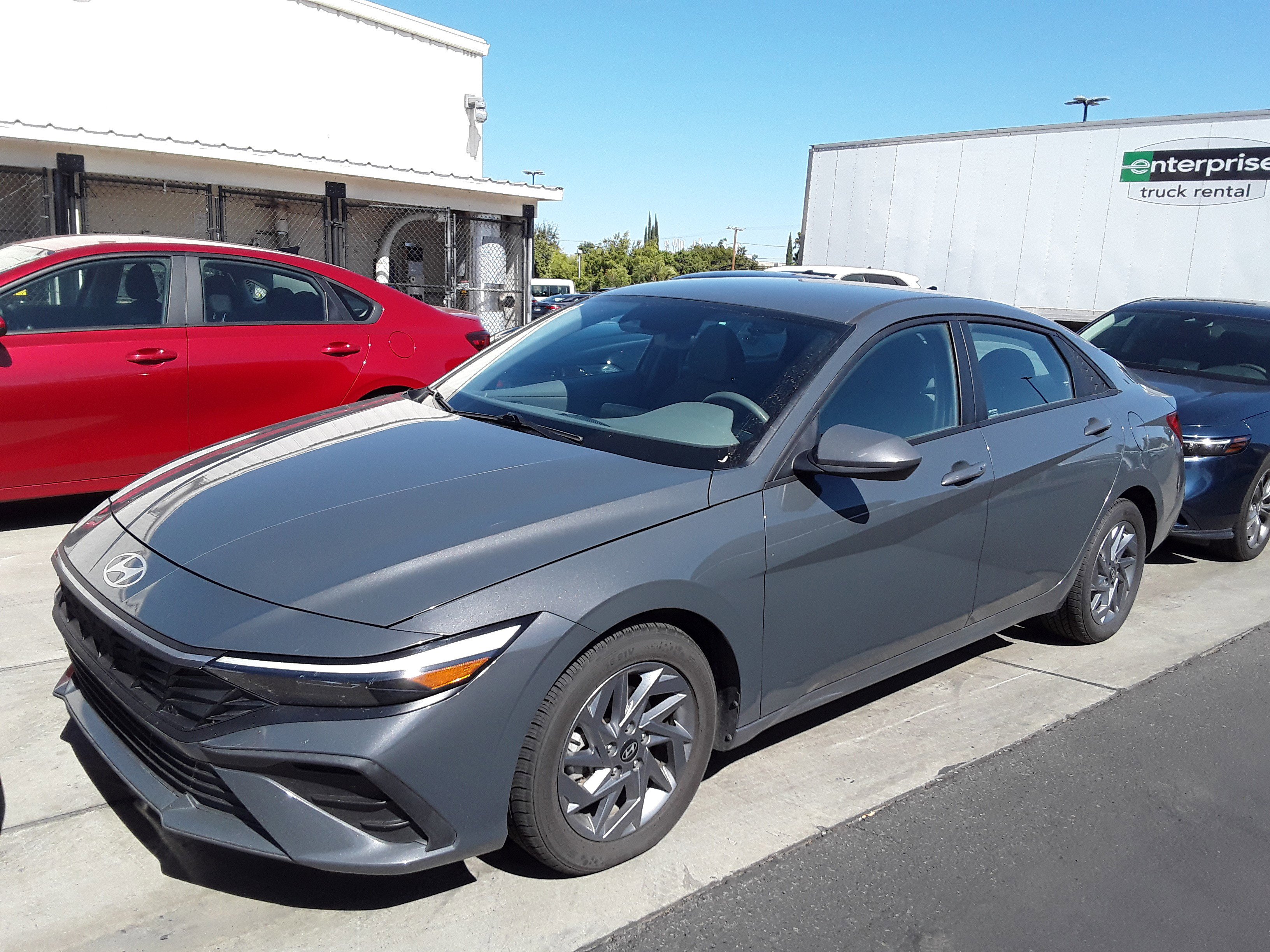 Used 2024 Hyundai Elantra SEL IVT