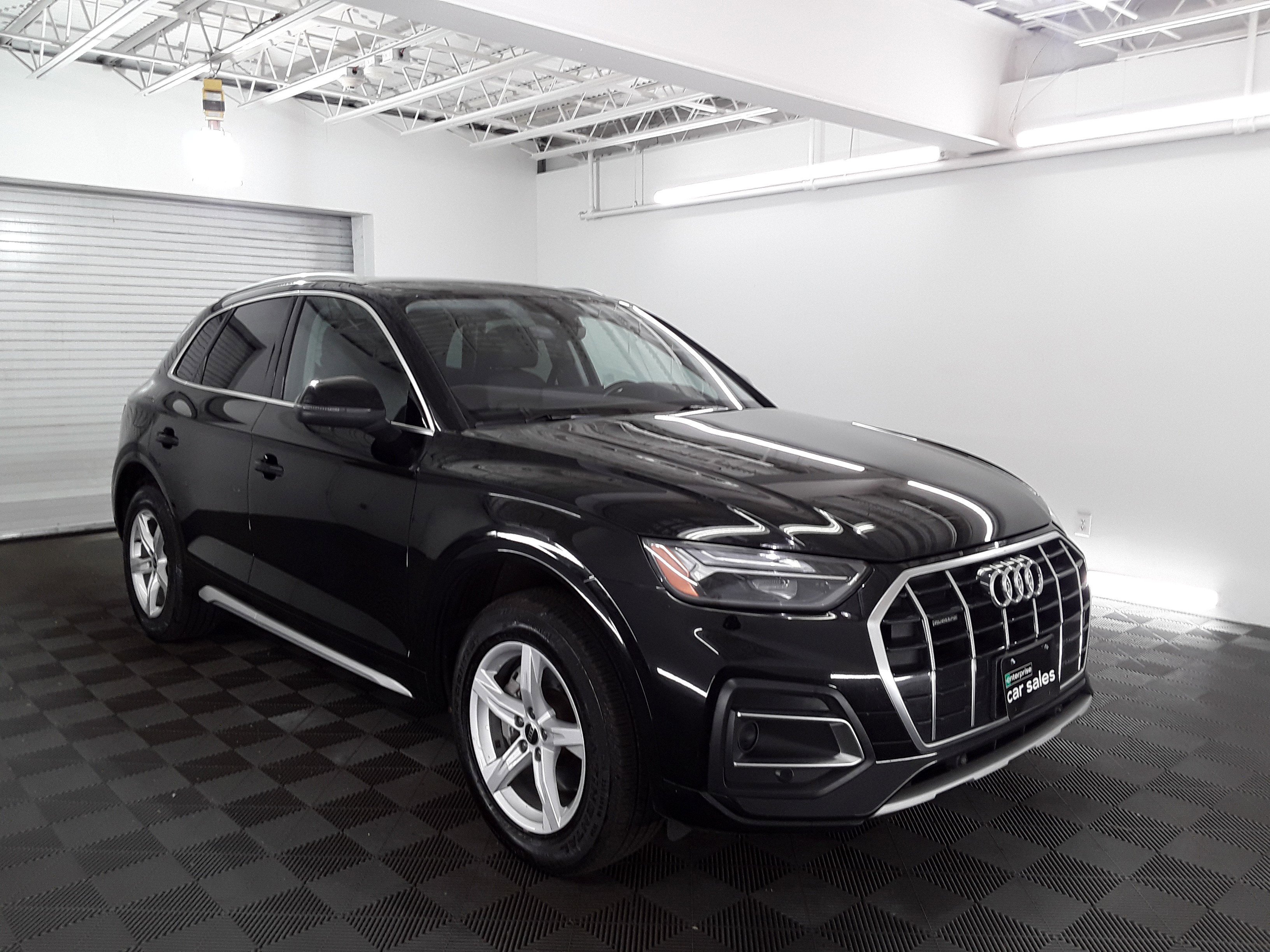 2023 Audi Q5 Premium 40 TFSI quattro