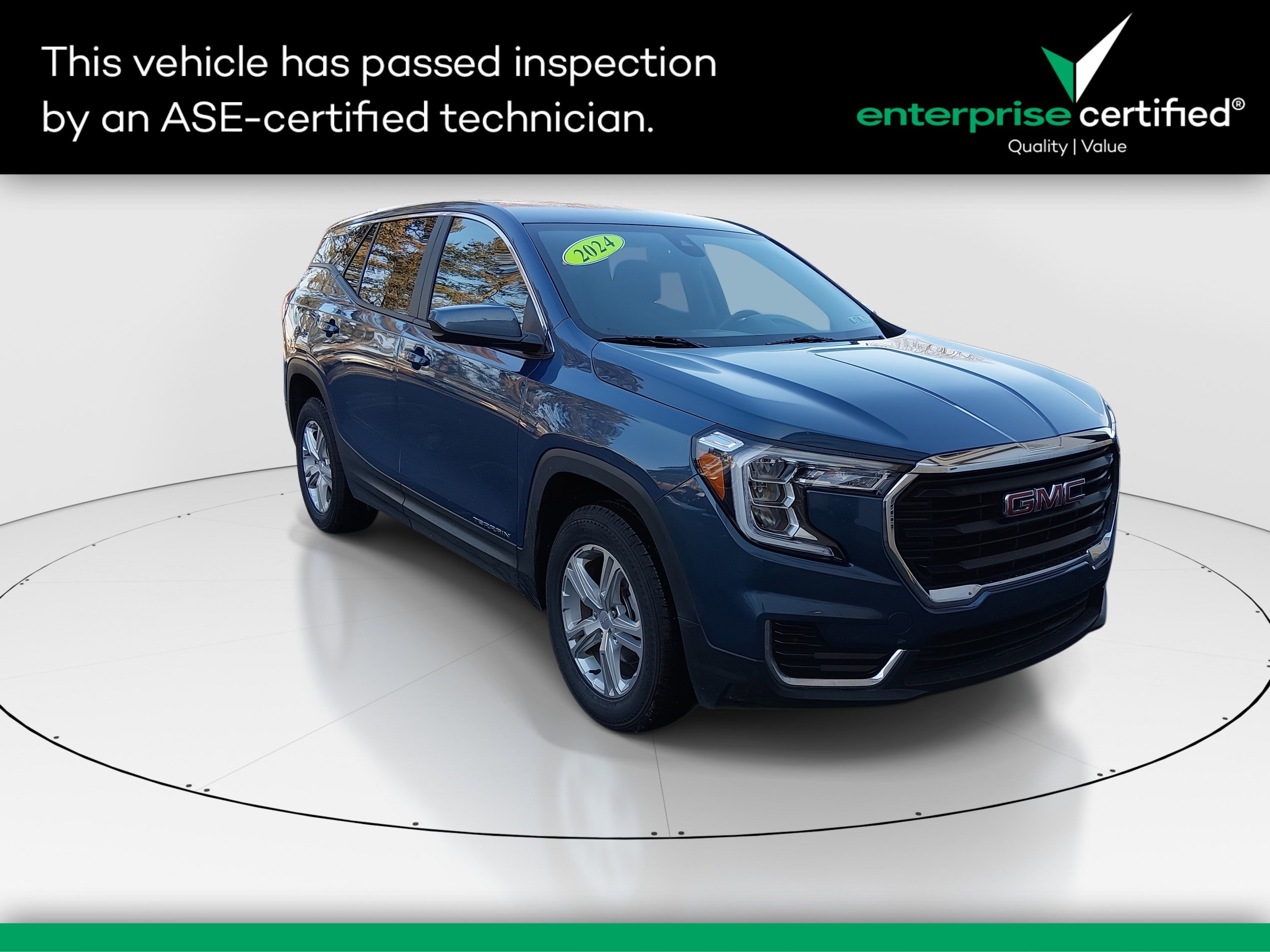 2024 GMC Terrain SLE's photo