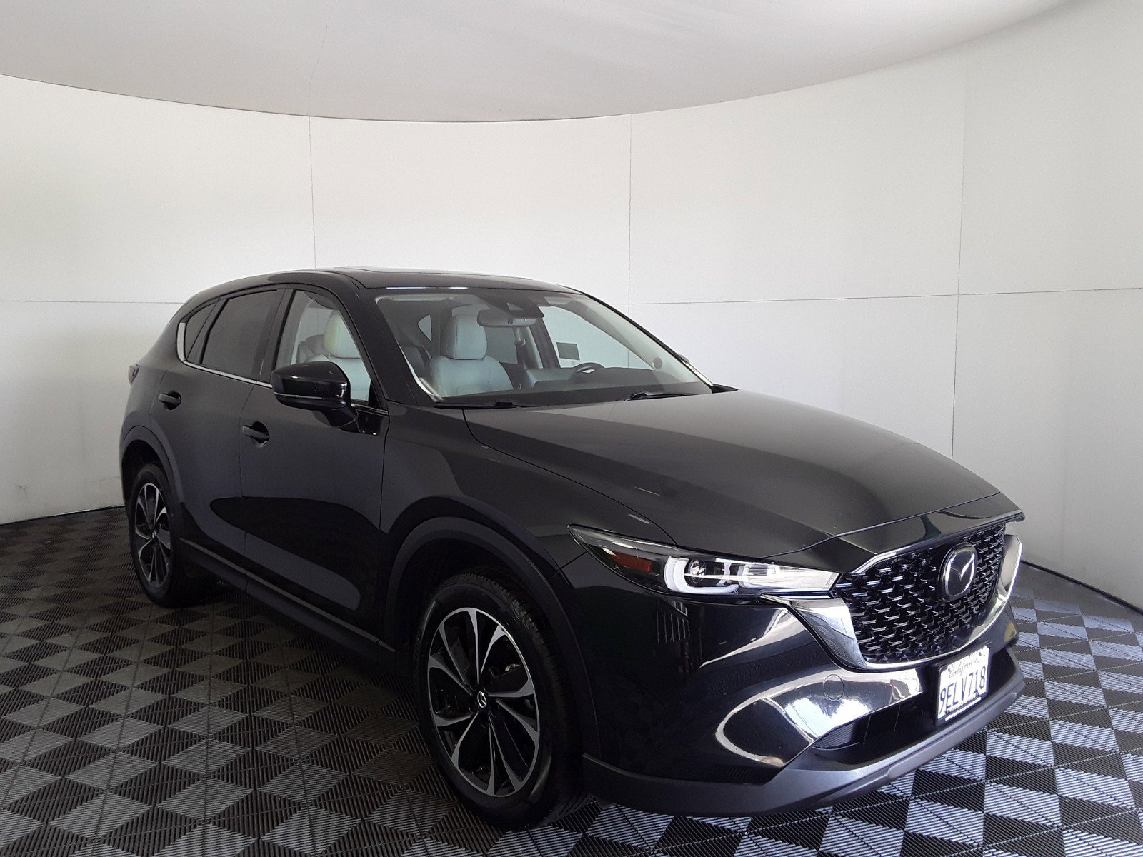 2023 Mazda CX-5 2.5 S Premium Package AWD