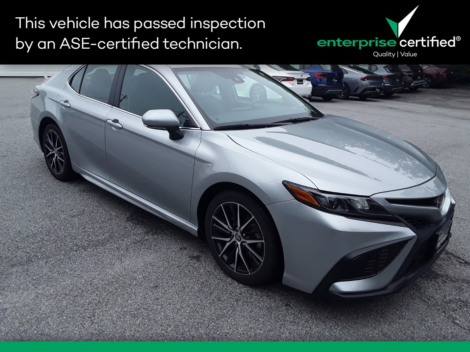 2022 Toyota Camry SE Auto