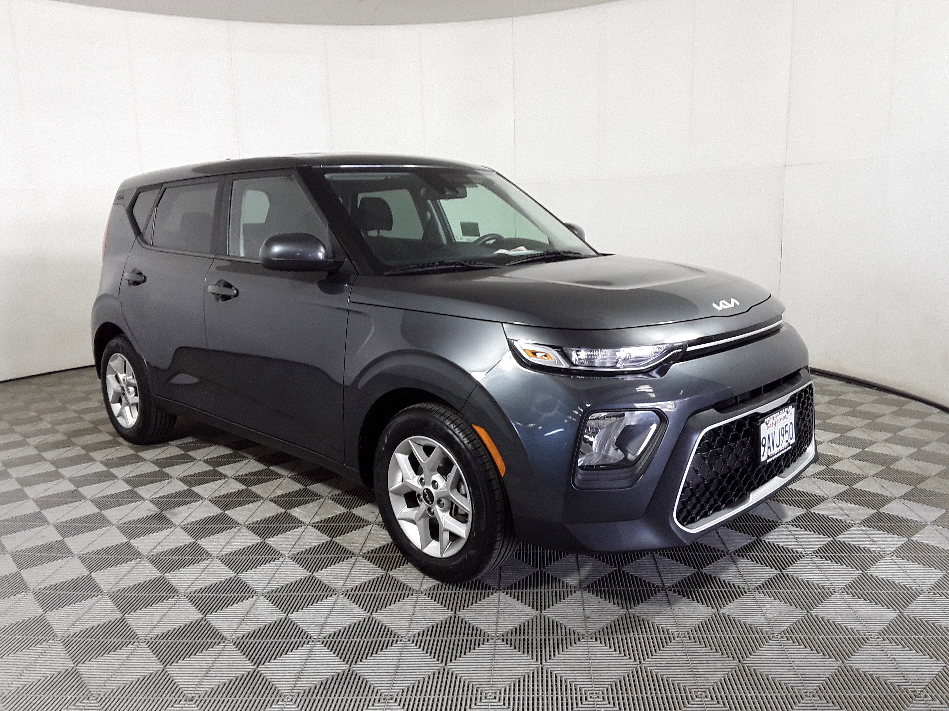 2022 Kia Soul LX IVT