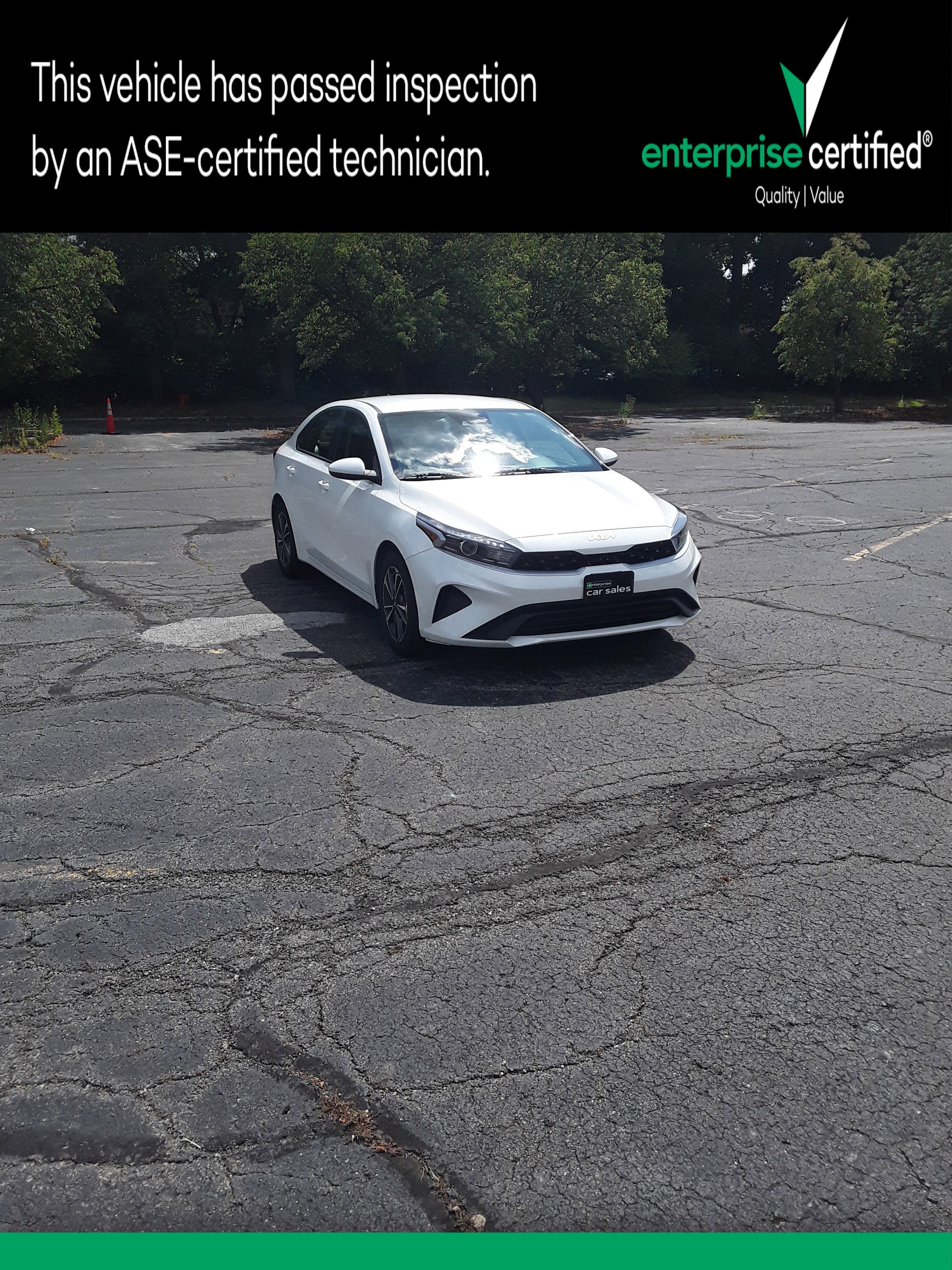 Used 2023 Kia Forte LXS IVT