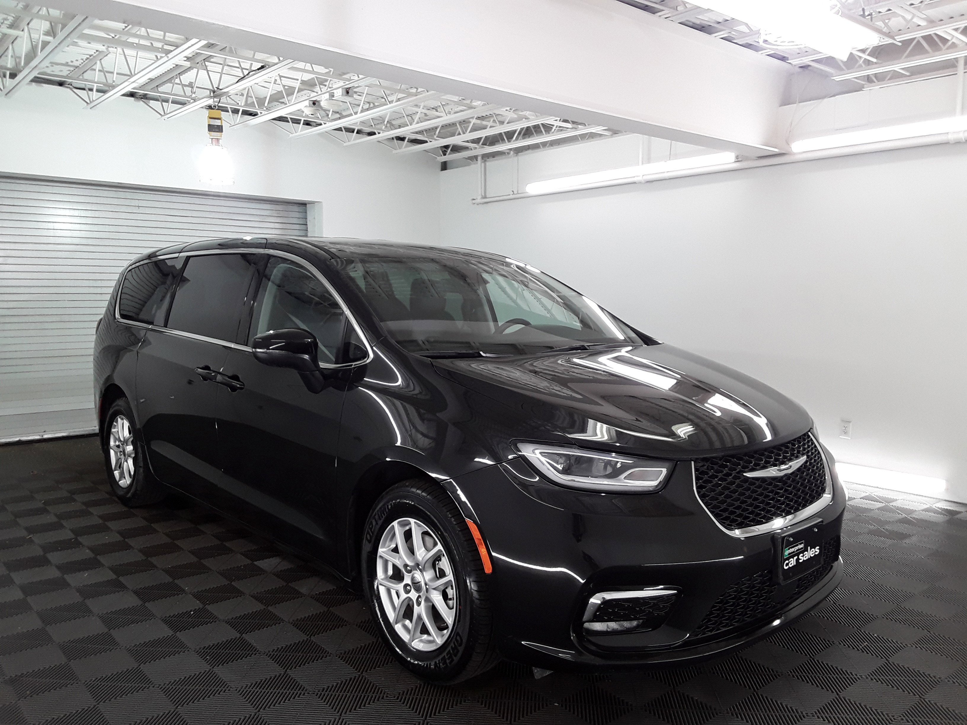 2023 Chrysler Pacifica Touring L FWD