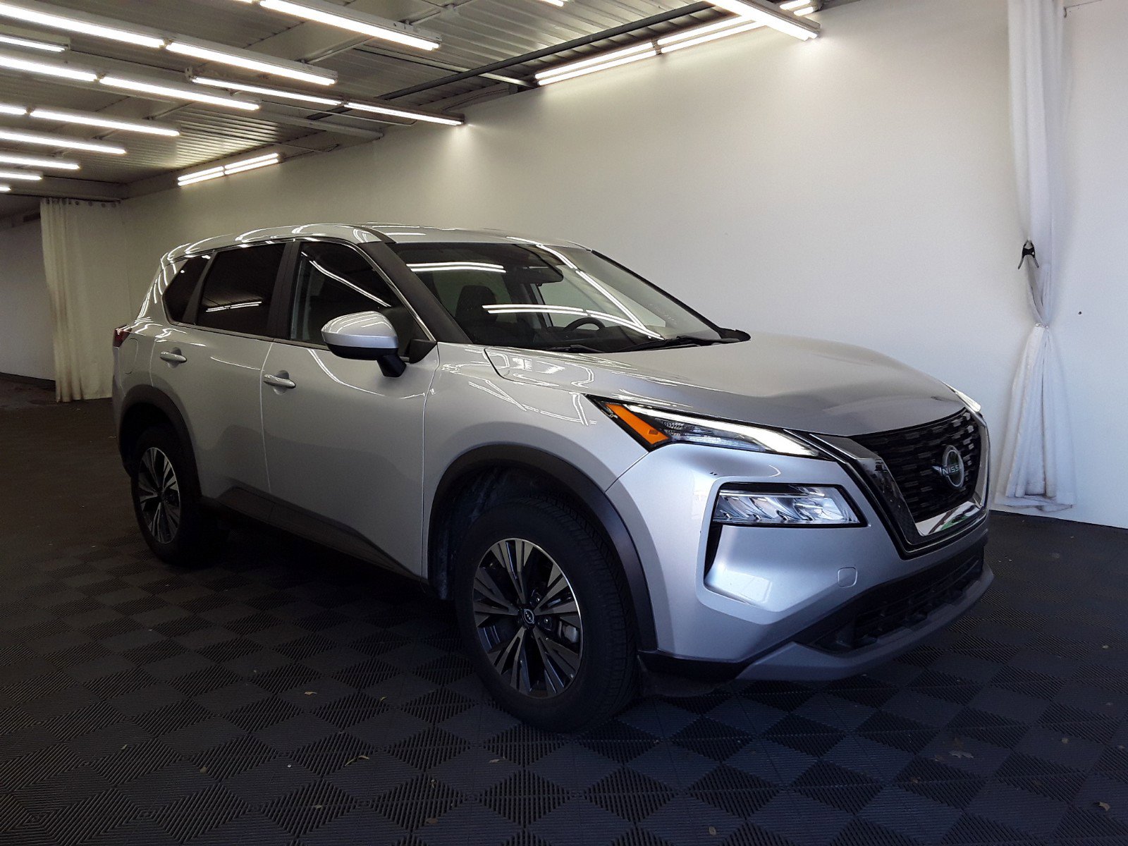 Used 2023 Nissan Rogue 