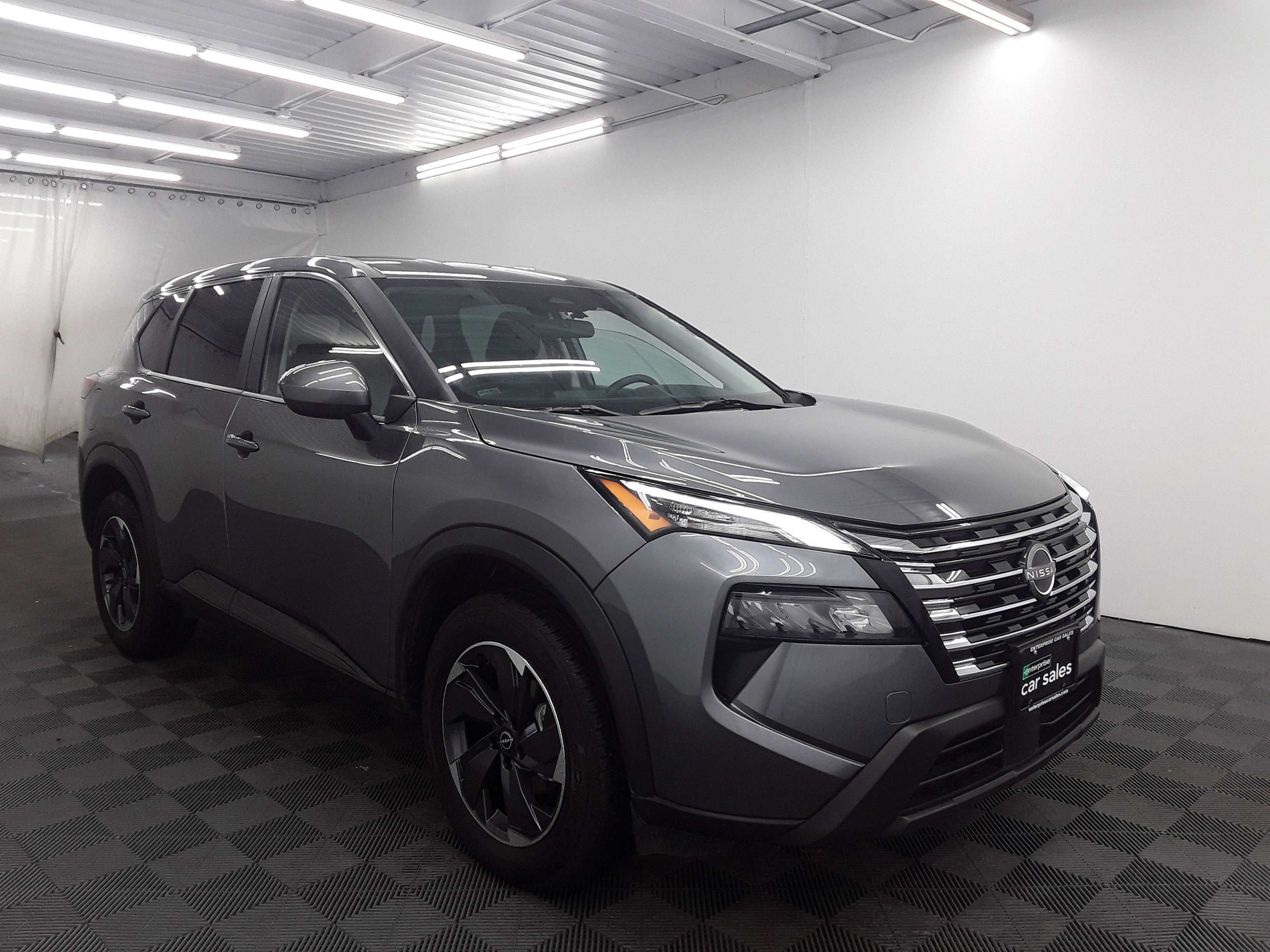 Used 2024 Nissan Rogue FWD SV