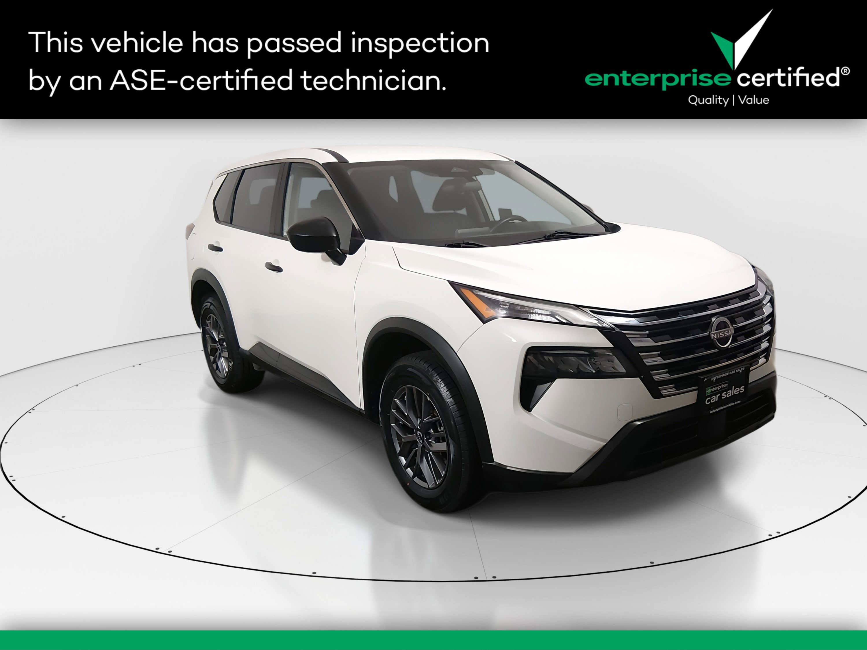 2024 Nissan Rogue S's photo