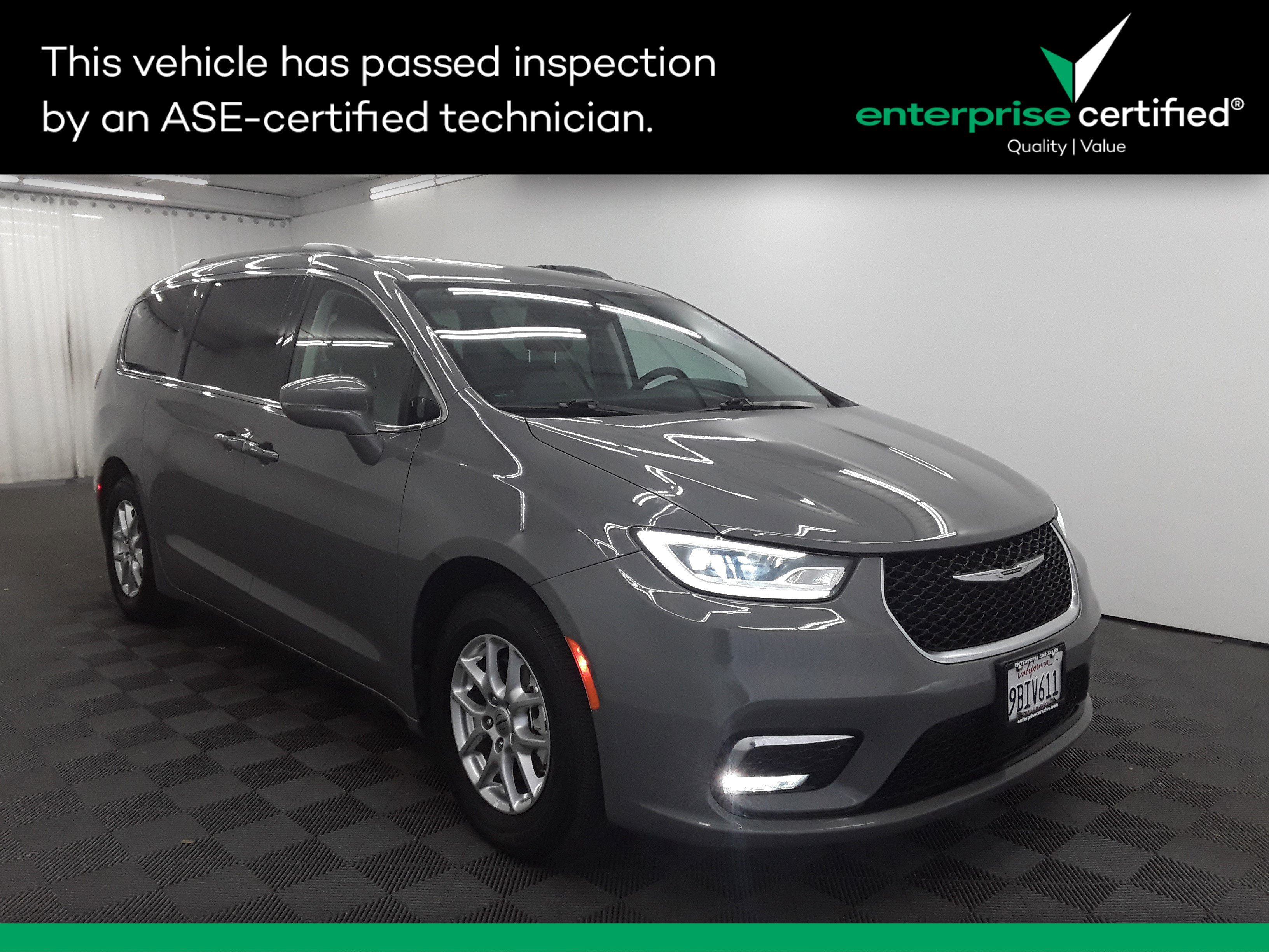Used 2022 Chrysler Pacifica Touring L FWD