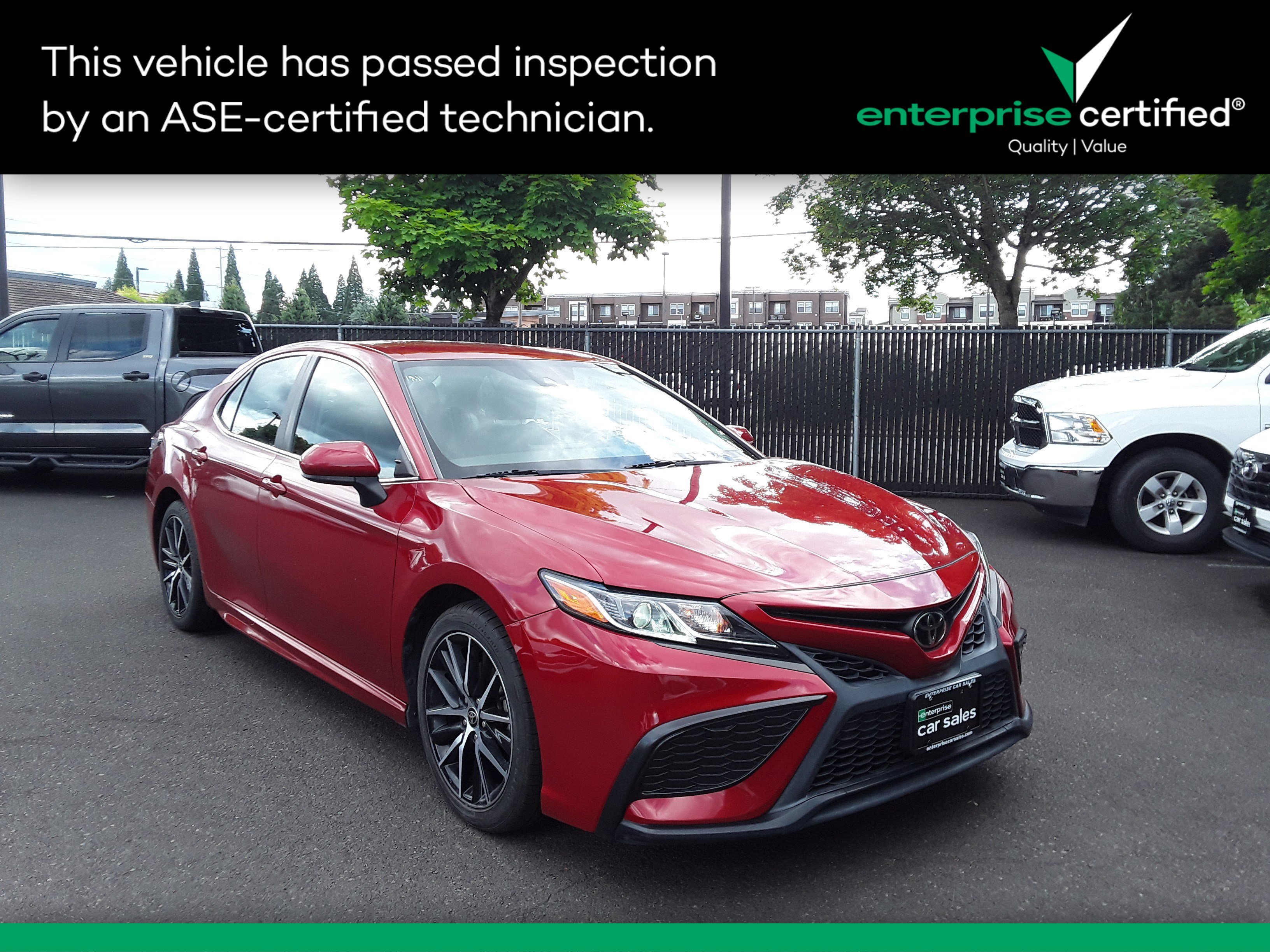 2021 Toyota Camry SE Auto
