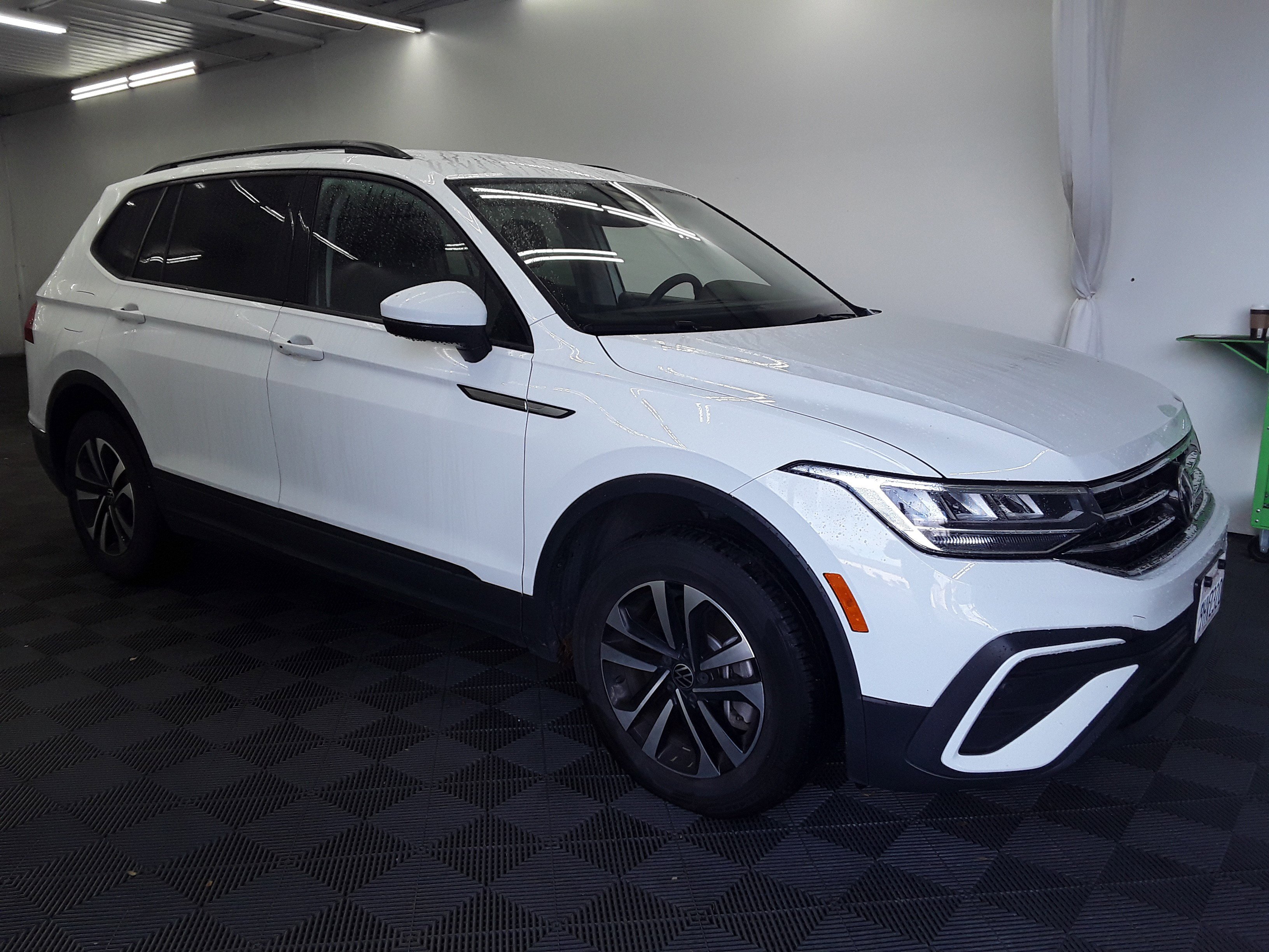 2023 Volkswagen Tiguan S