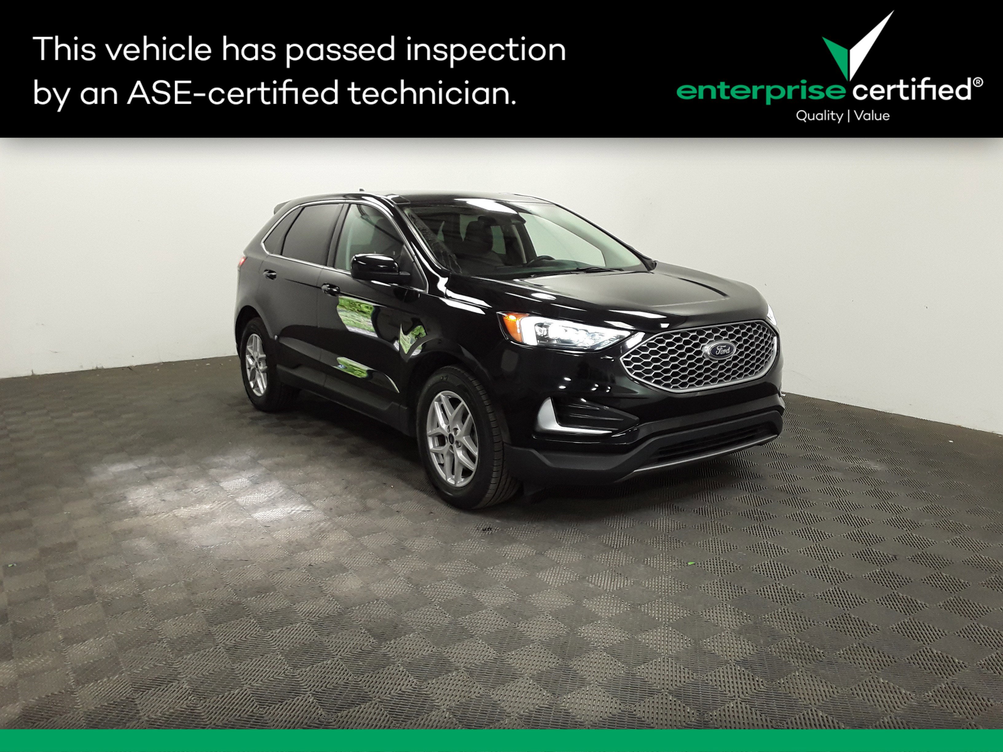 Used 2023 Ford Edge SEL AWD