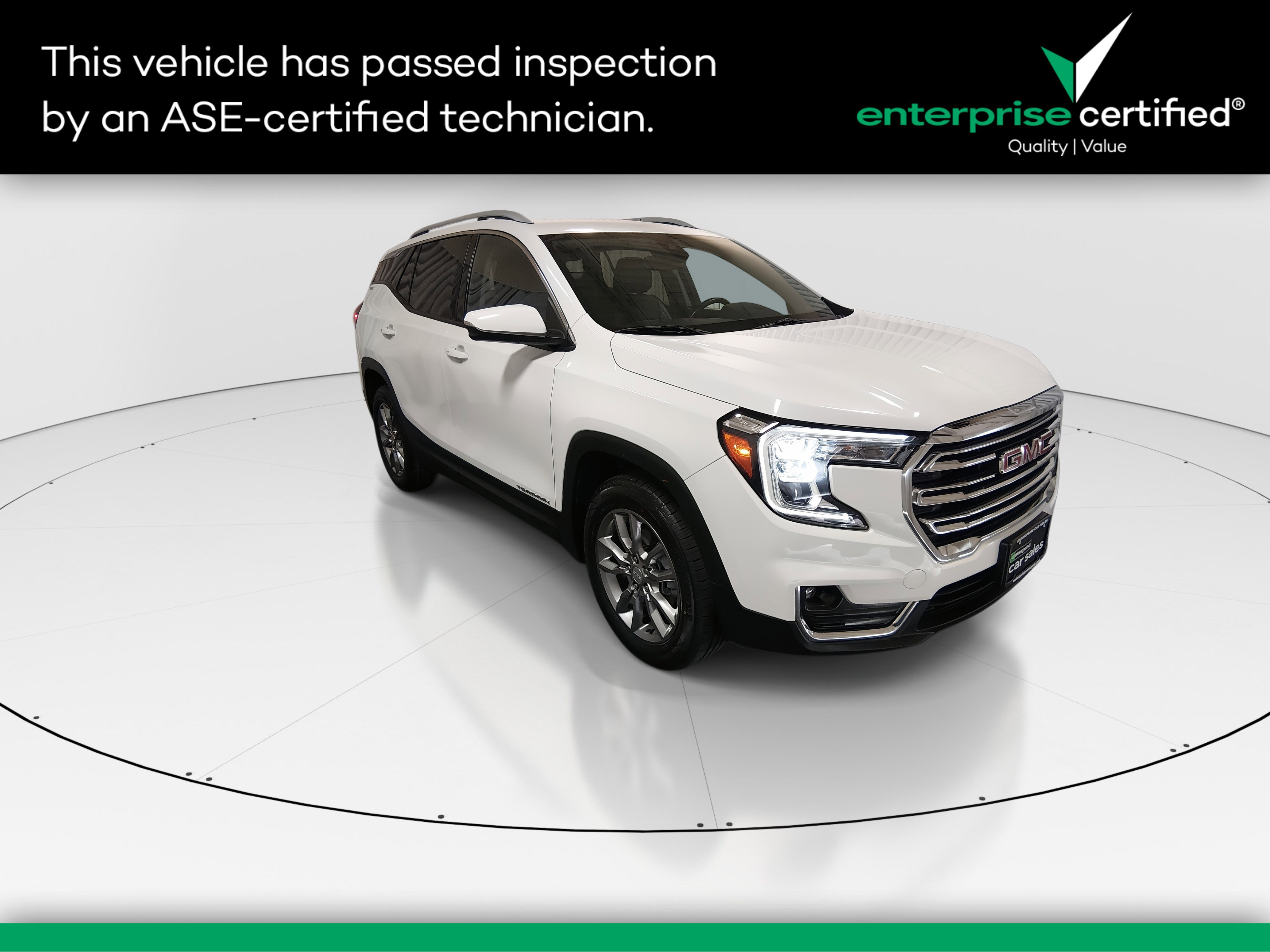 2023 GMC Terrain SLT's photo