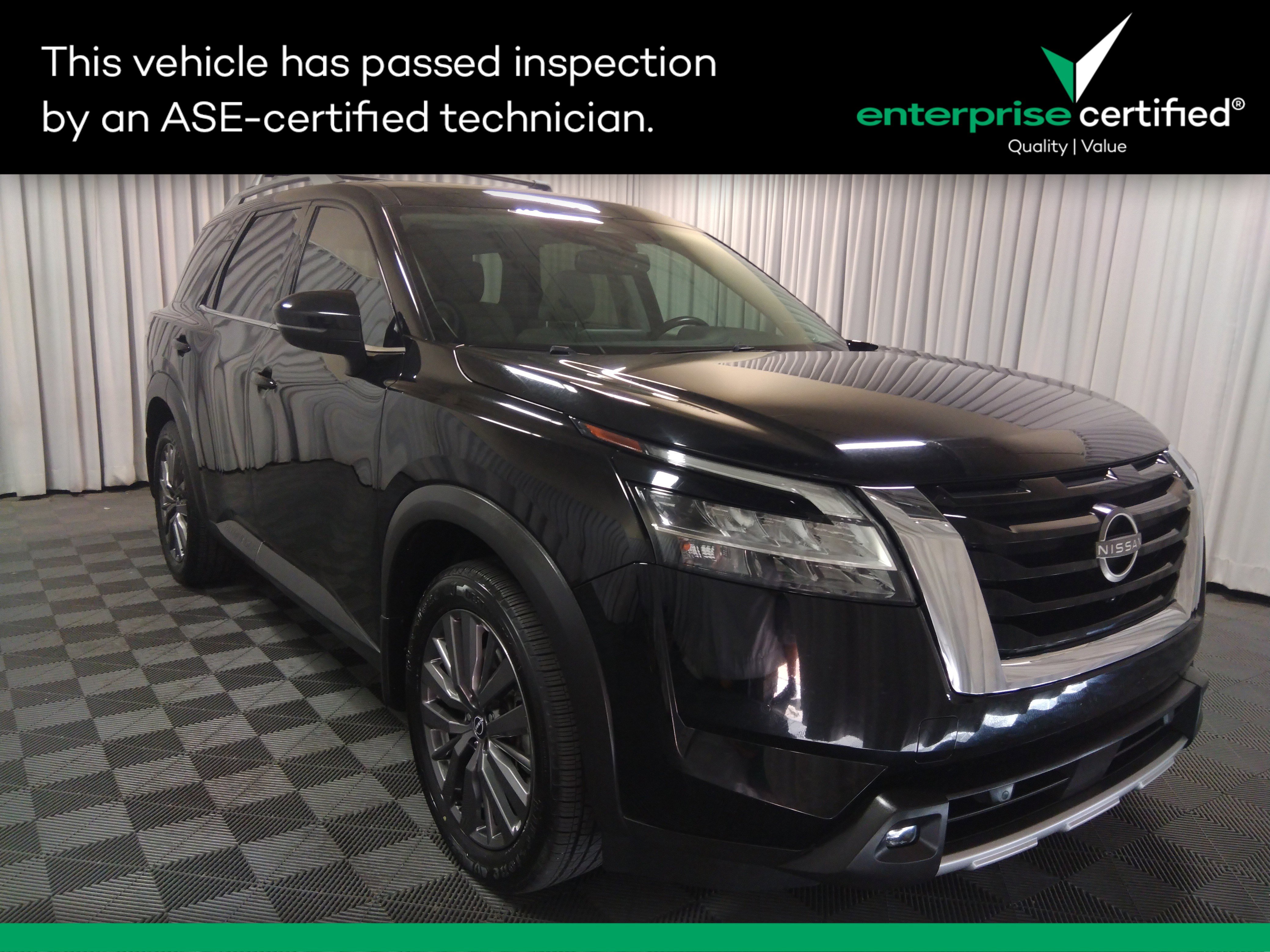 Used 2022 Nissan Pathfinder SL 2WD