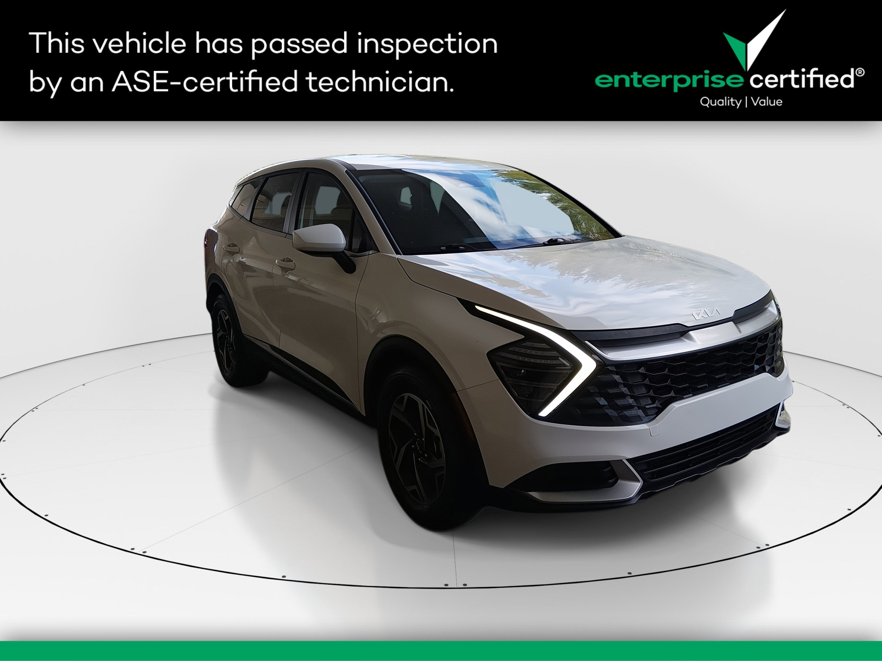 2024 Kia Sportage LX's photo