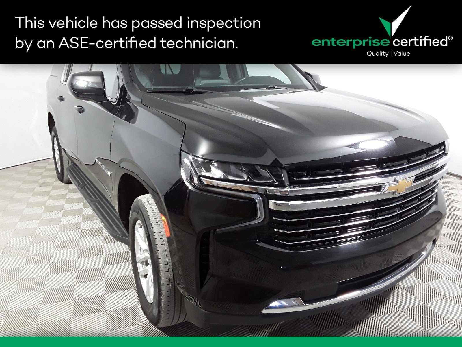 2023 Chevrolet Suburban 4WD 4dr LT