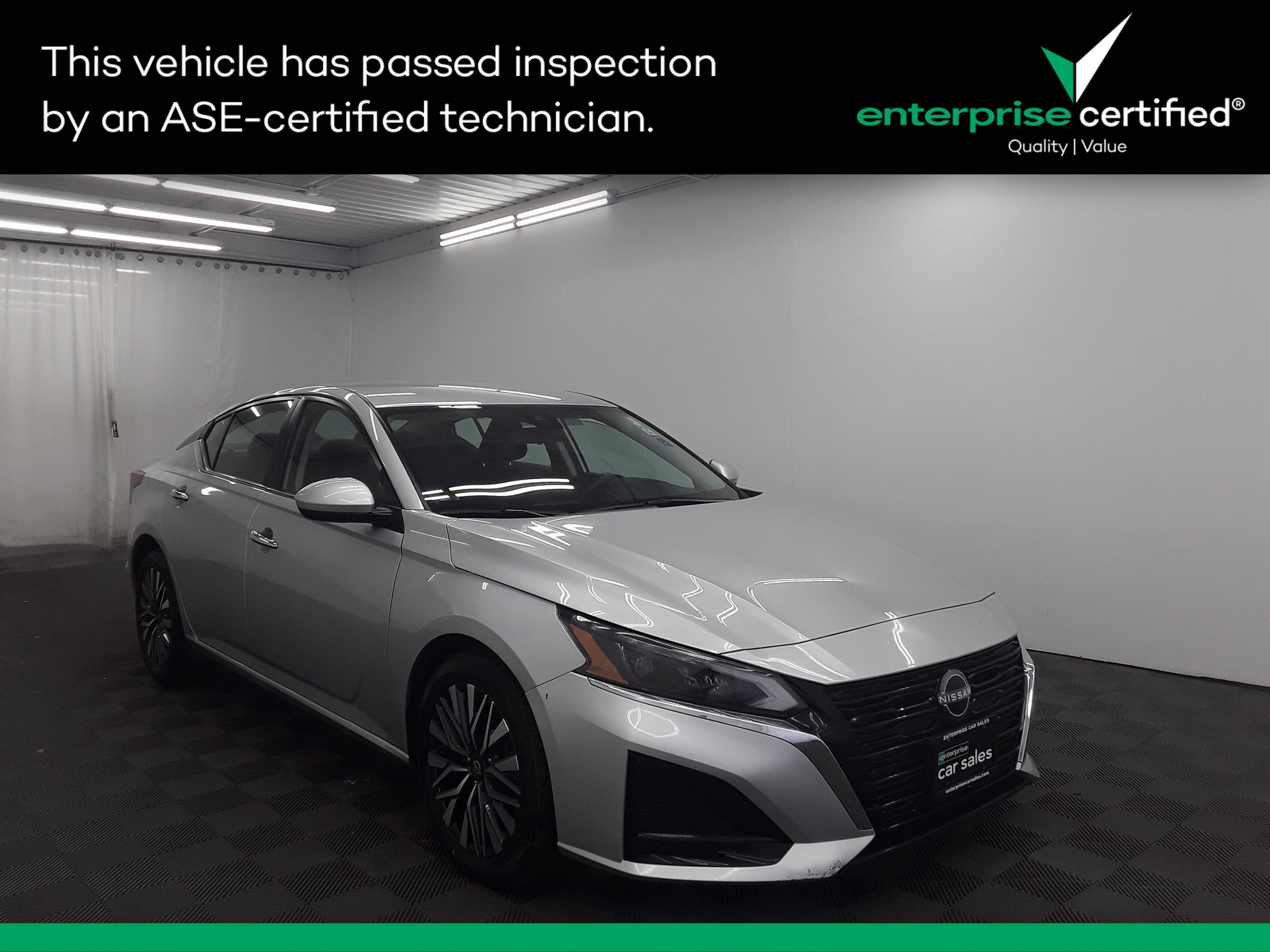 Used 2023 Nissan Altima 2.5 SV Sedan