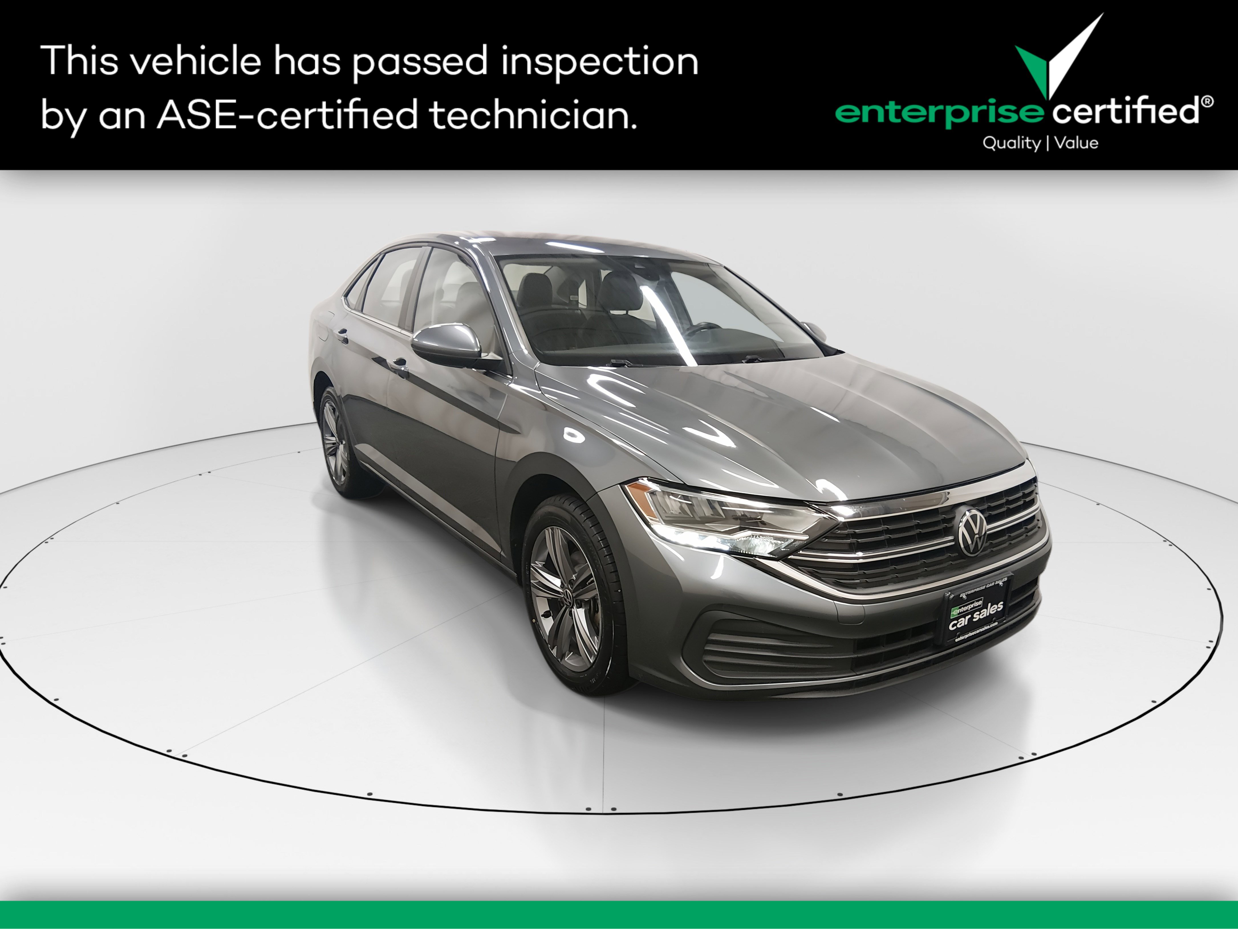 Used 2024 Volkswagen Jetta SE Auto