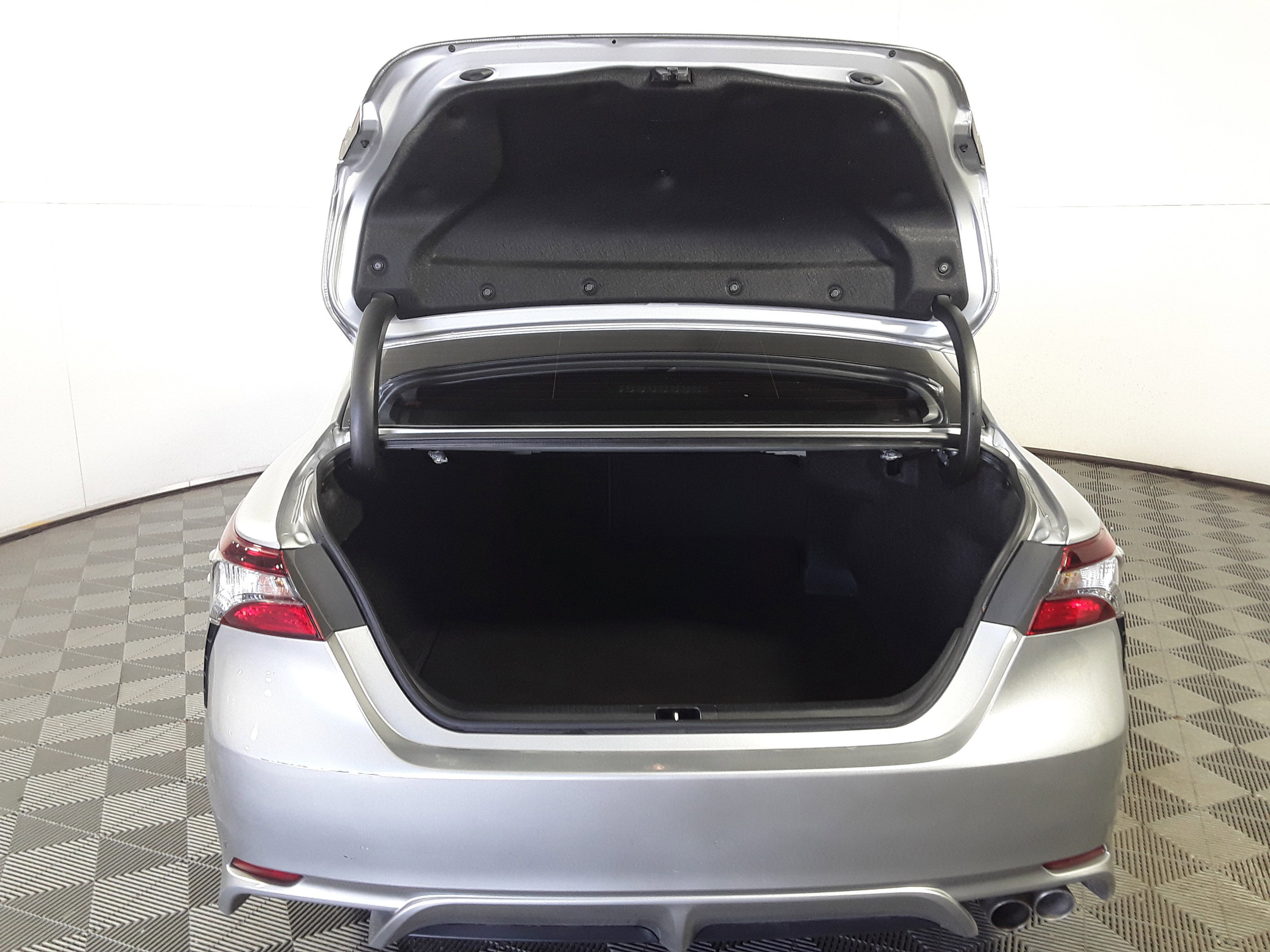 Image 9 of Used 2023 Toyota Camry SE Auto