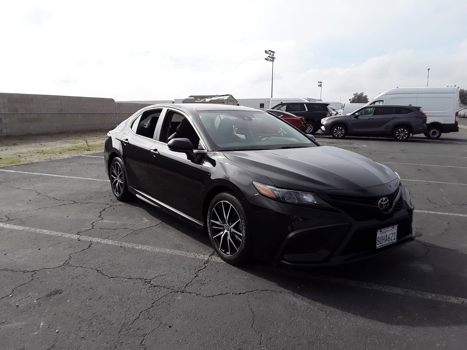 2021 Toyota Camry SE Auto