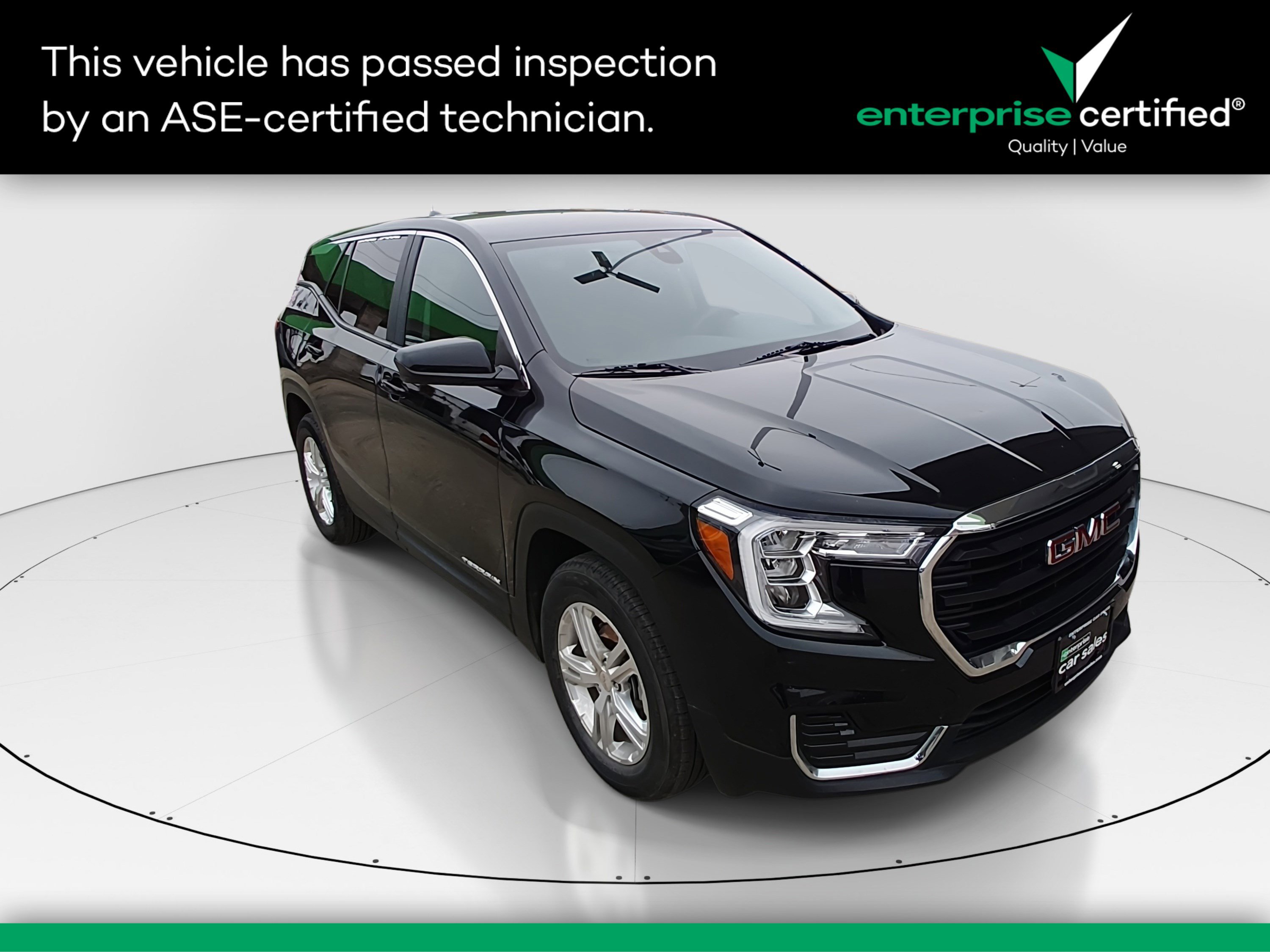 2024 GMC Terrain SLE's photo