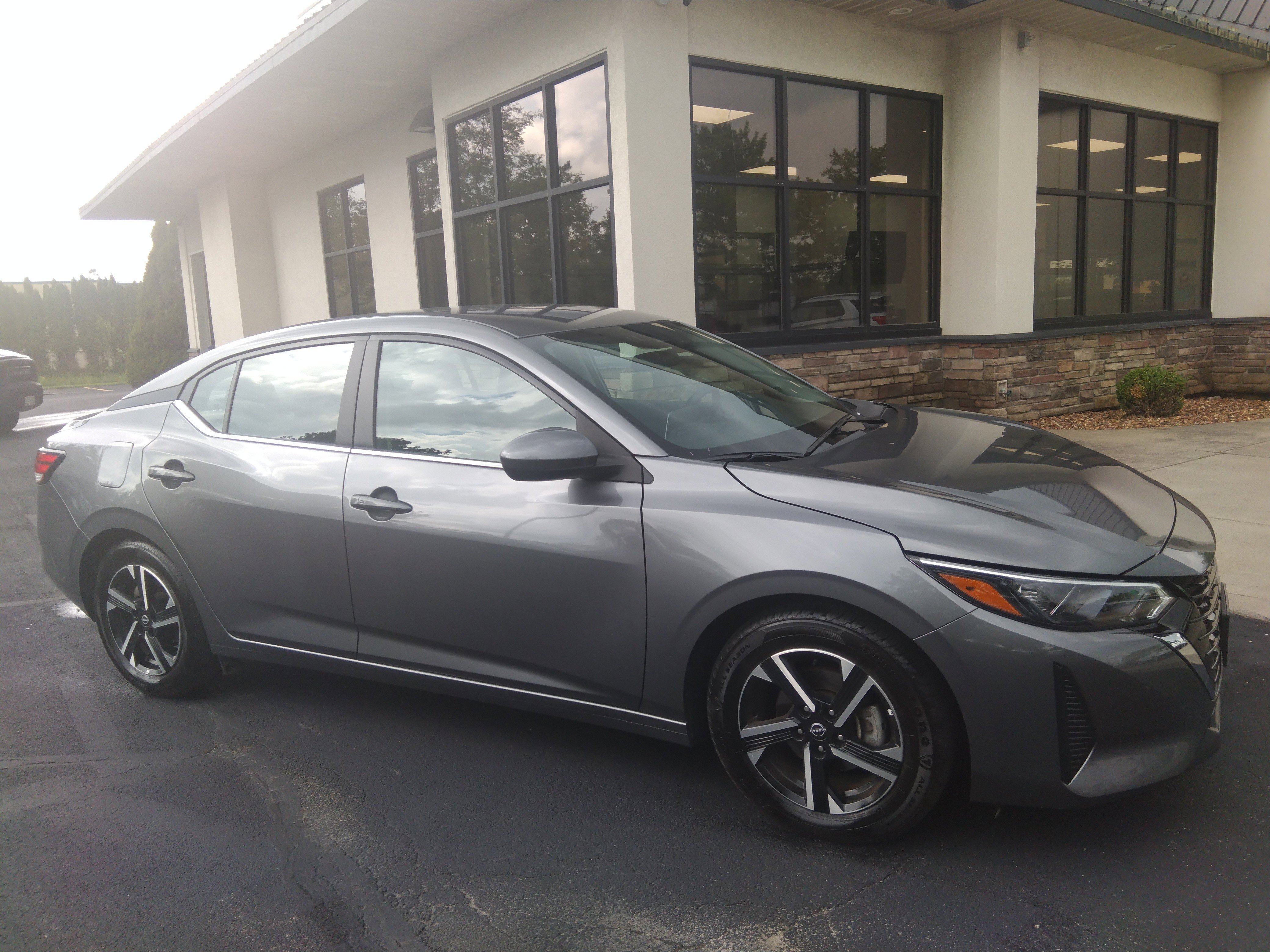 2024 Nissan Sentra SV CVT