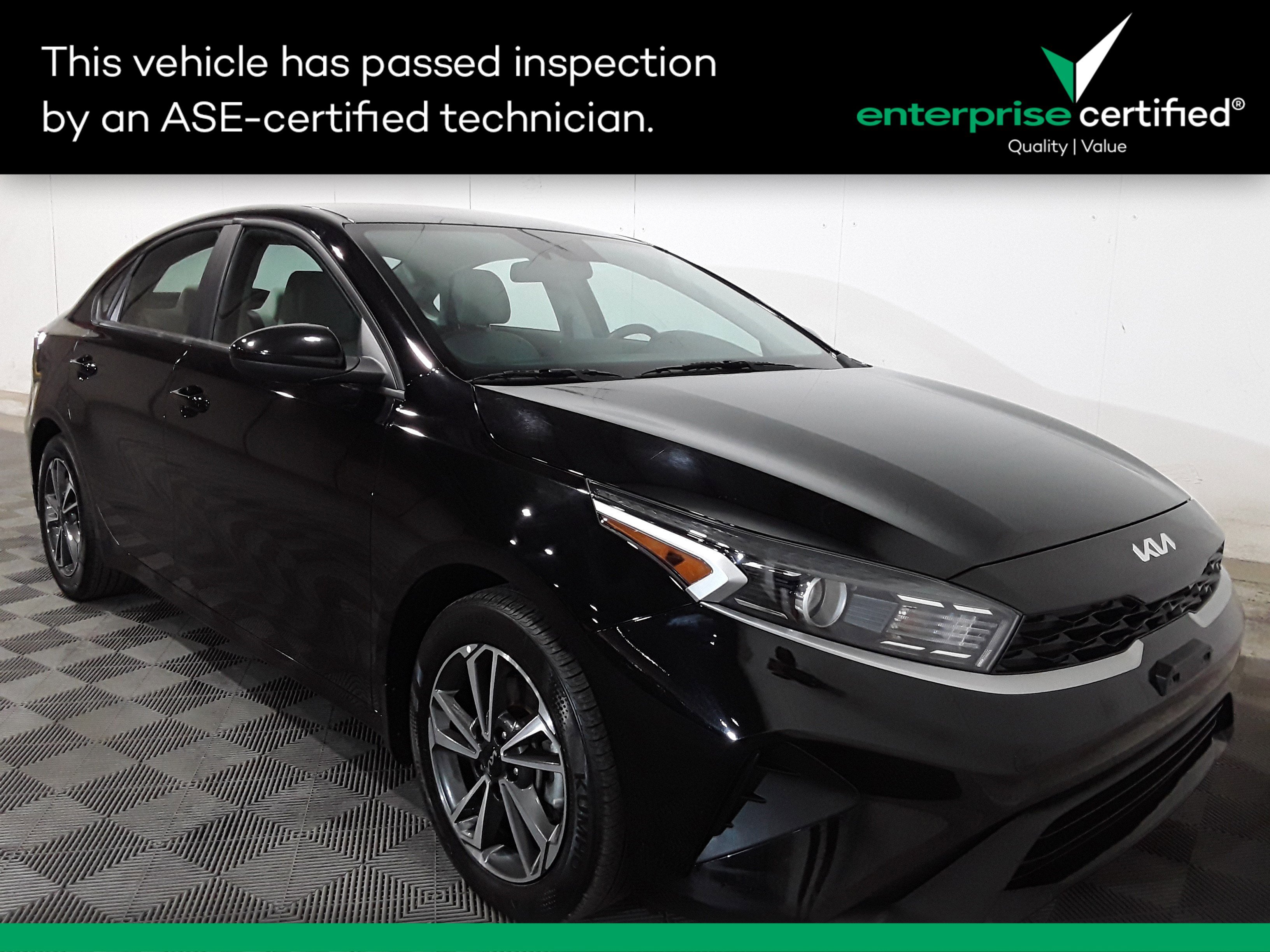 Used 2023 Kia Forte LXS IVT